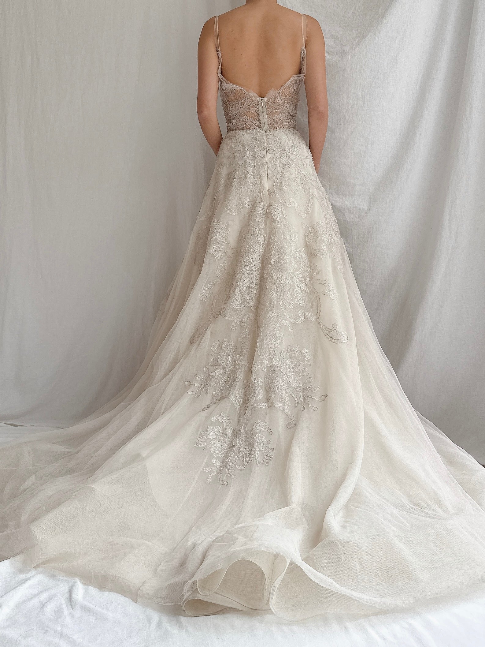 Liancarlo Couture Tulle Metallic Lace Gown - M/6