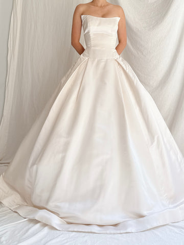 1990s Nancy Issler Silk Gown - S/6