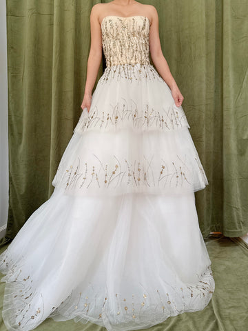 Monique Lhuillier Tiered Tulle Gown - L/12