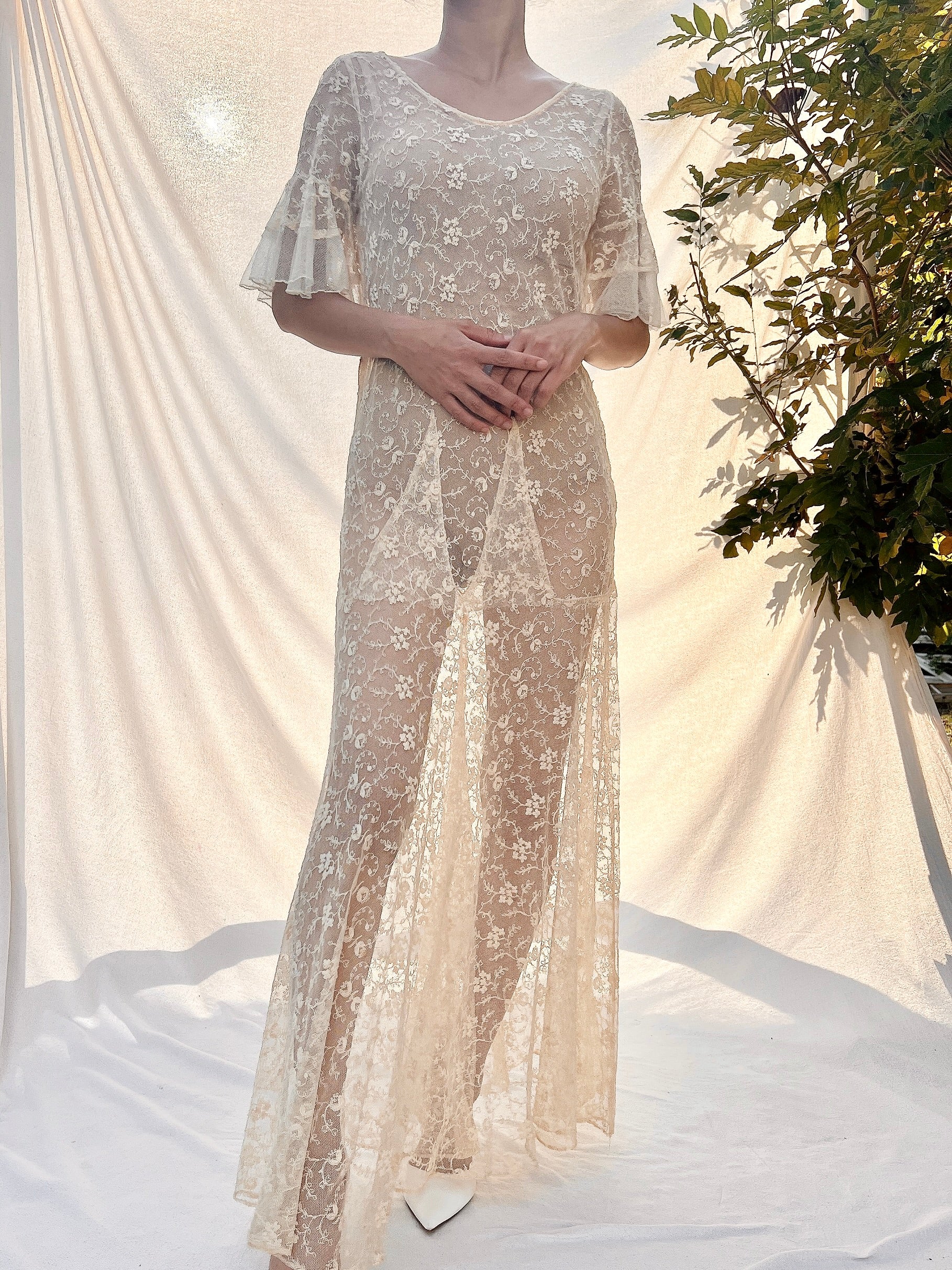 1930s Ivory Needle Lace Gown - XS