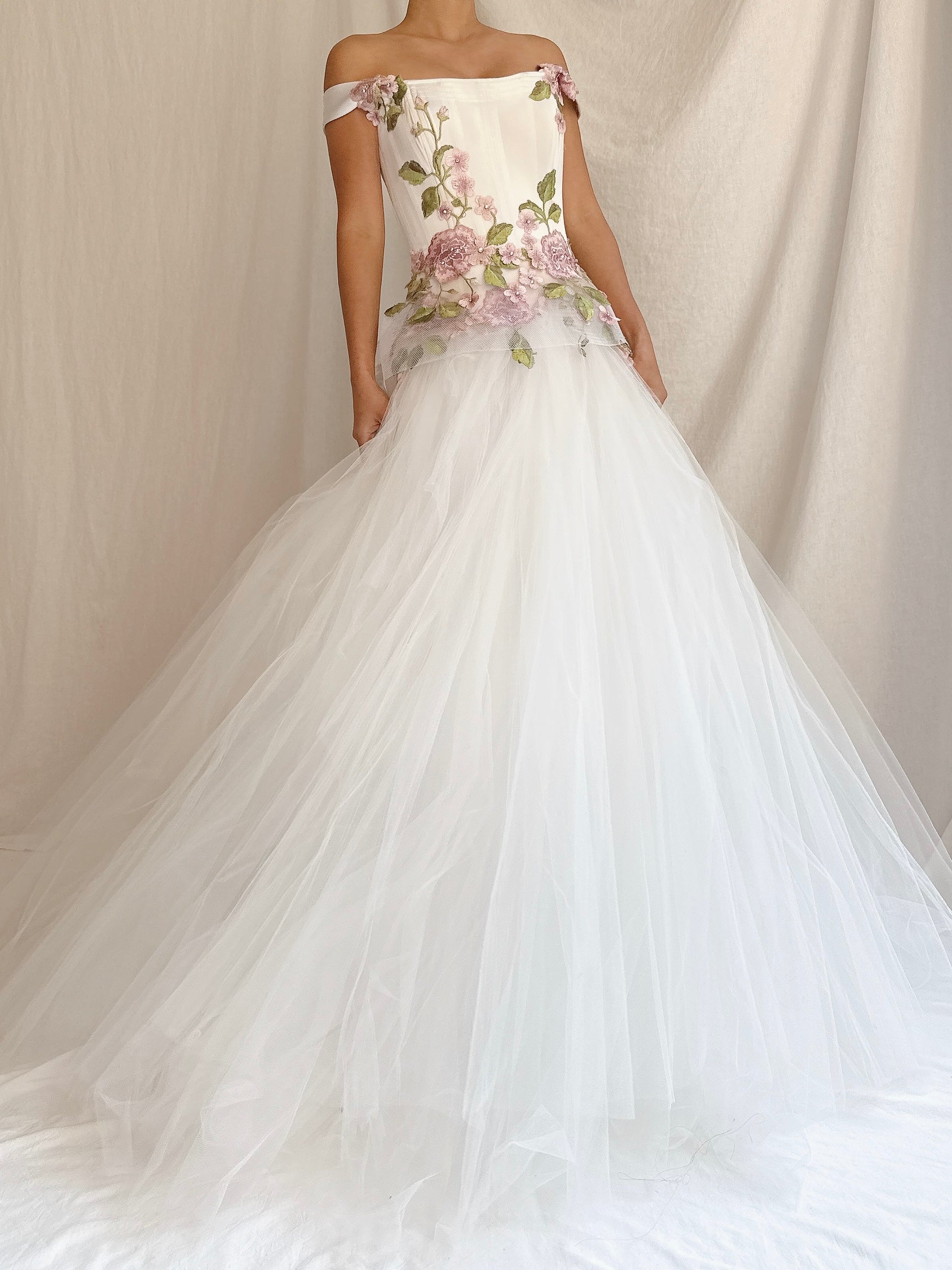 00 Juan Carlos Pinera Tulle Bustier Gown - XXS/00
