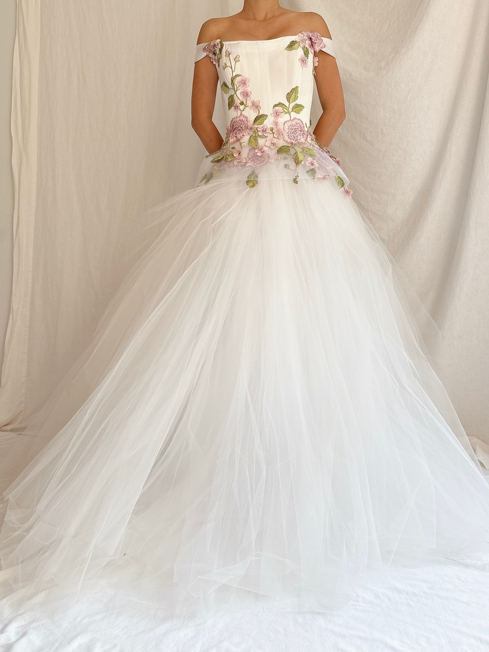 00 Juan Carlos Pinera Tulle Bustier Gown - XXS/00