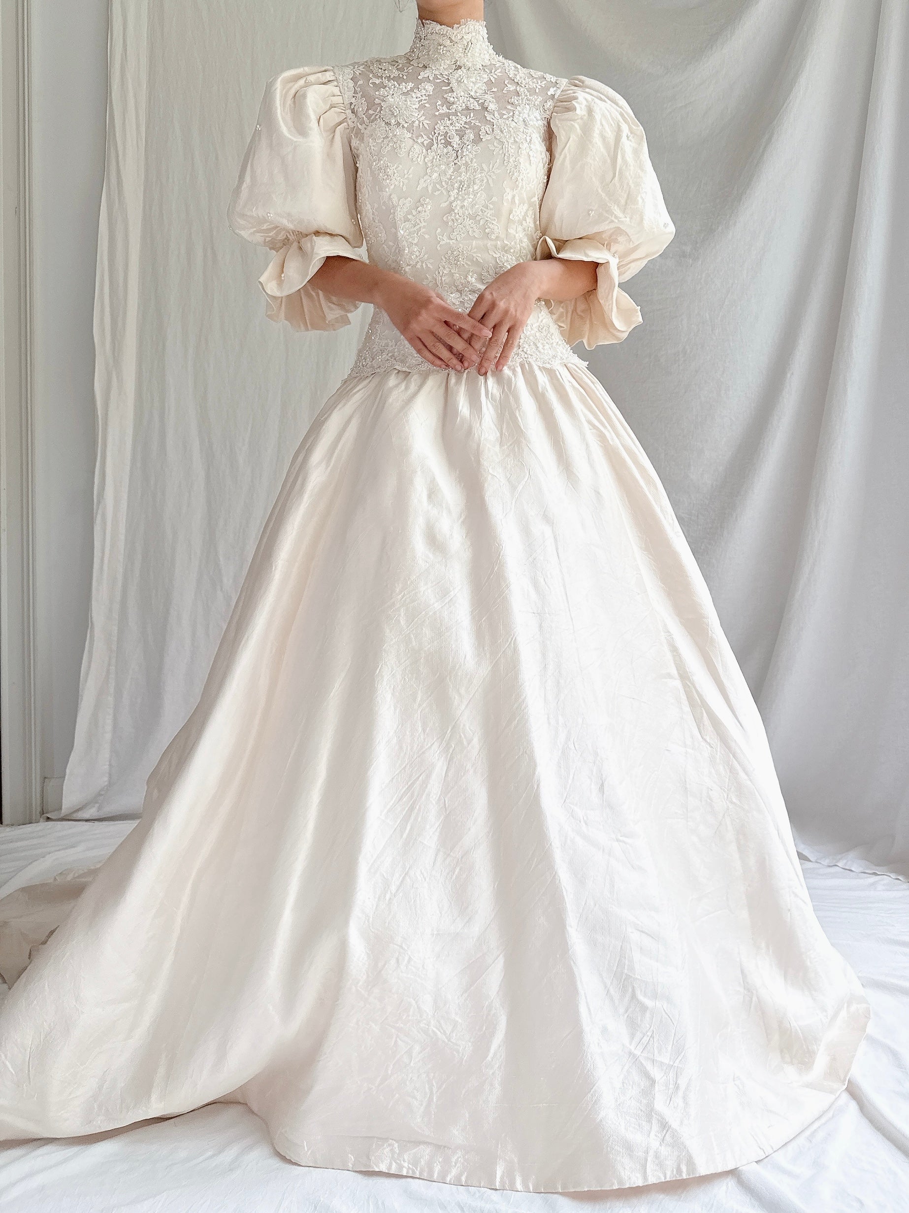 Vintage Puff Sleeve Silk Gown - S/4