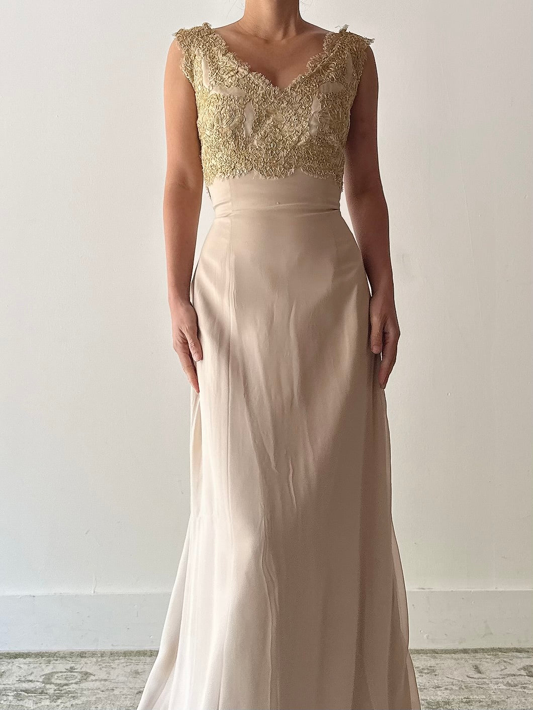 Vintage Yoly Munoz Silk Chiffon Gold Embroidered Gown - Size 8