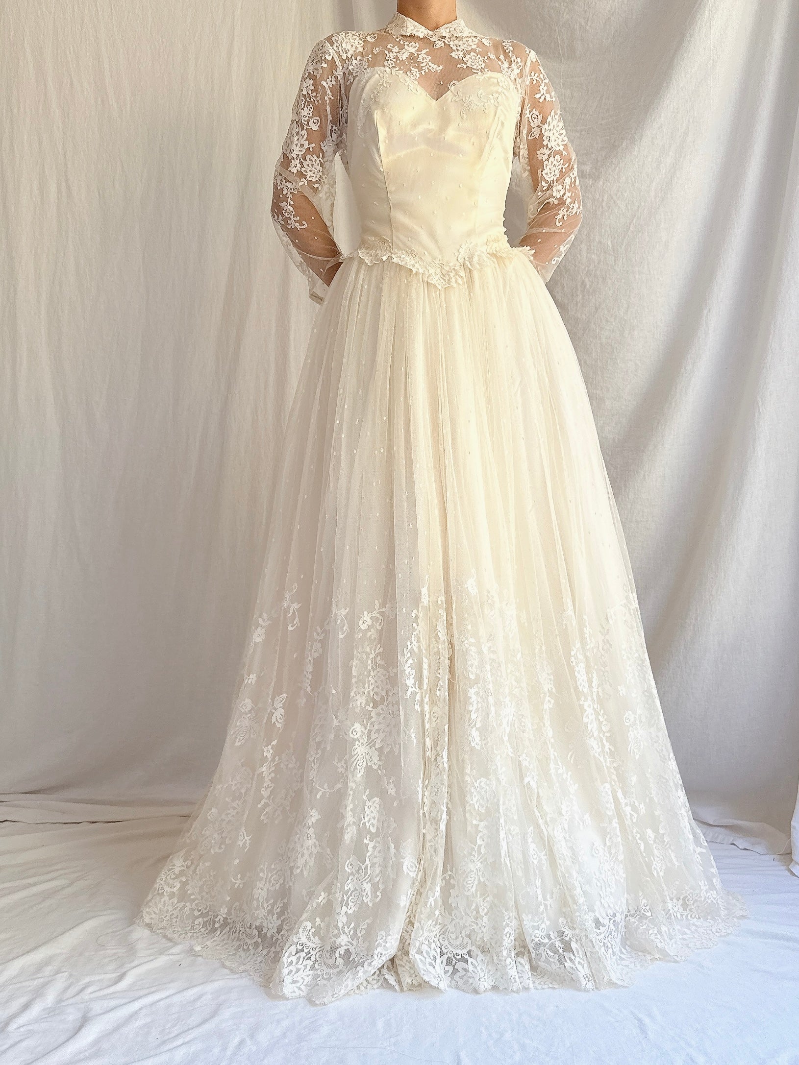 Vintage Silk Lace Gown - Size XS/S