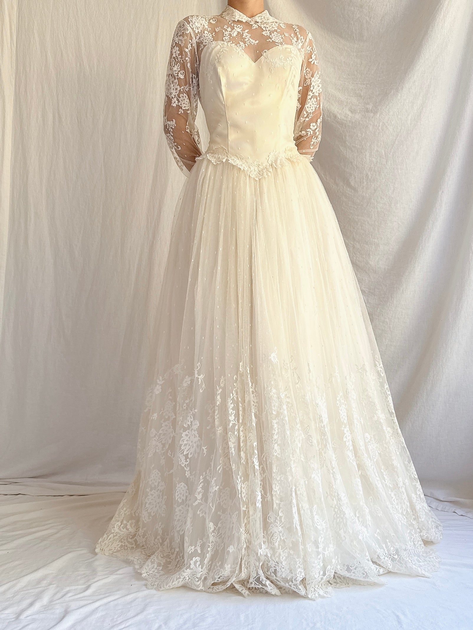 Vintage Silk Lace Gown - Size XS/S
