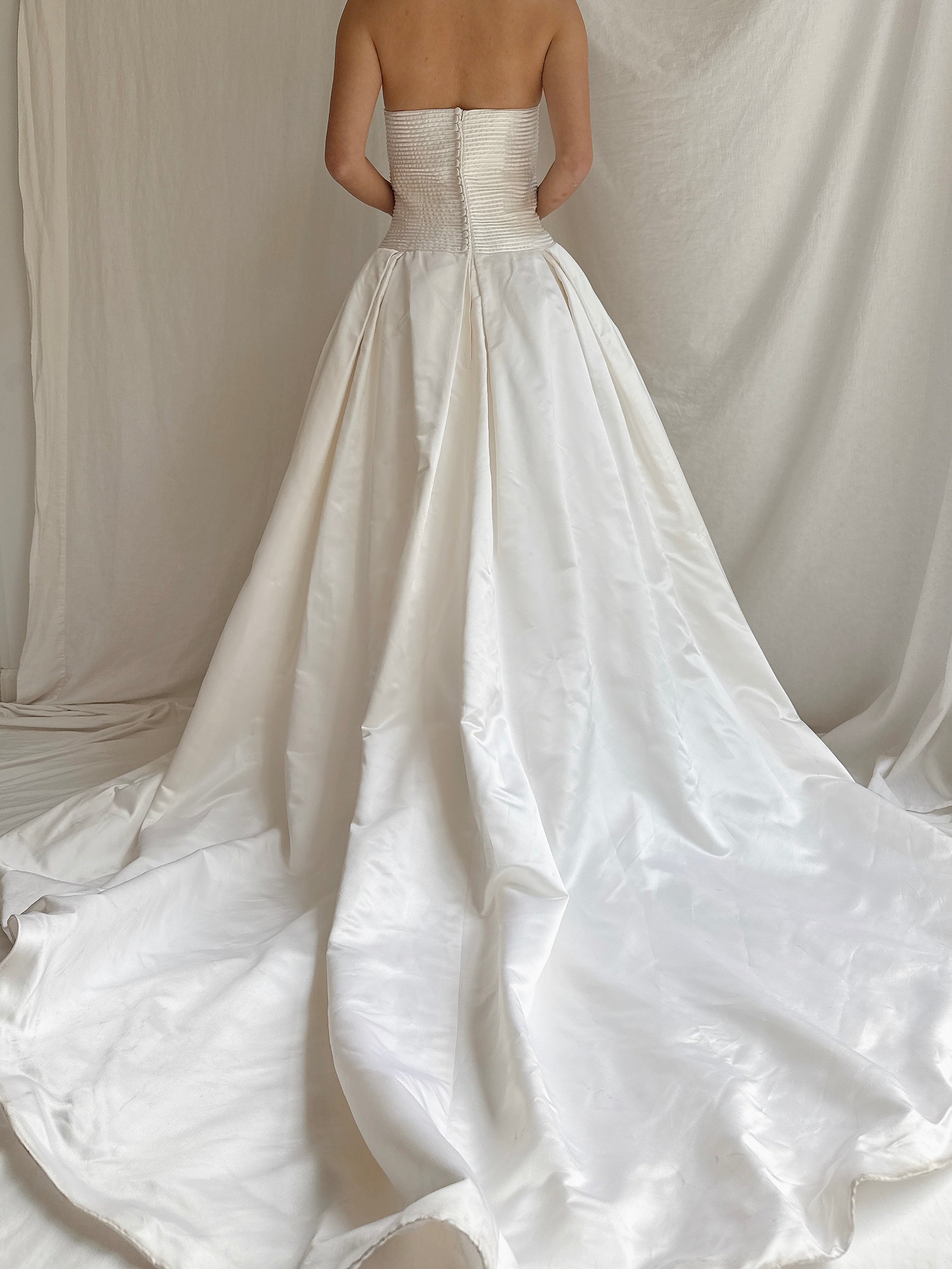 Vintage Sill Strapless Gown - S