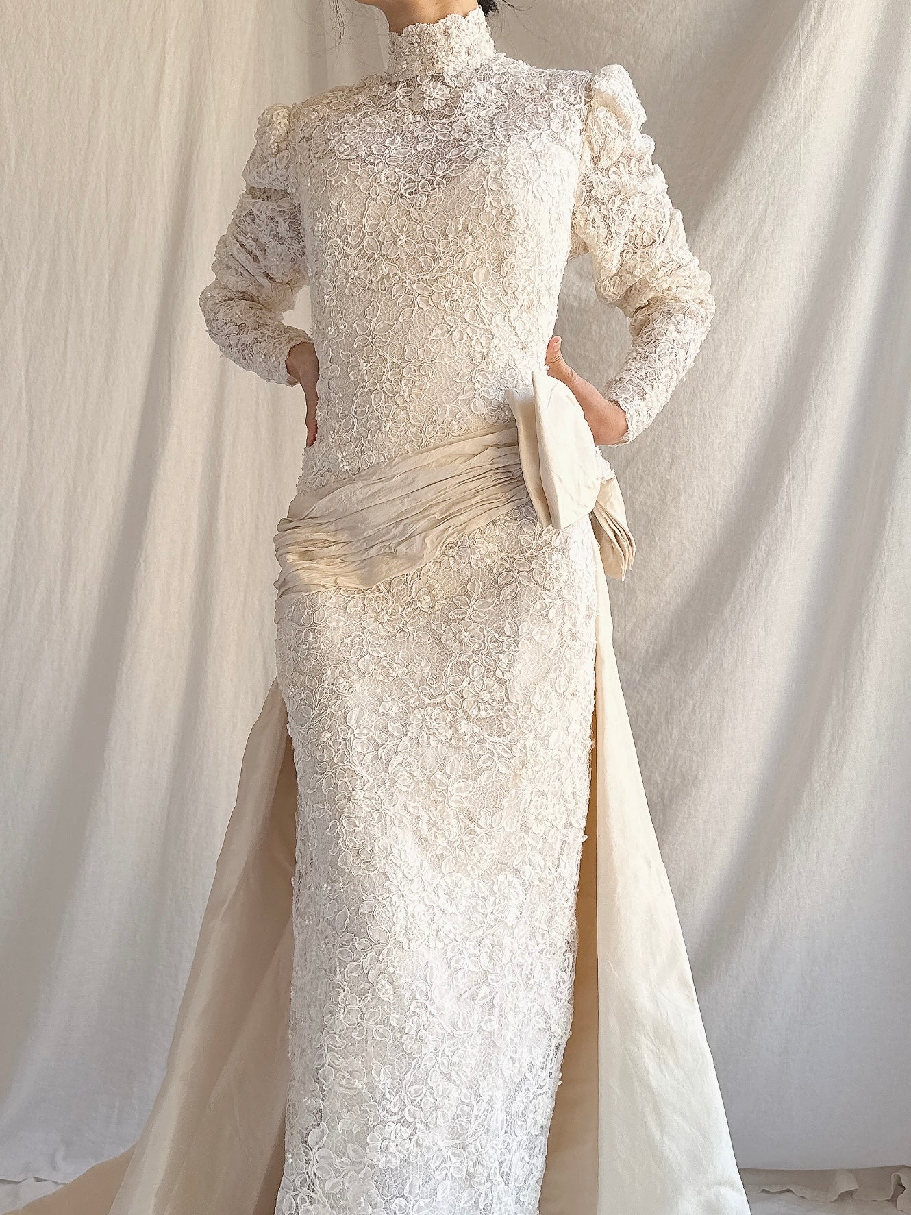 Vintage Jim Hjelm Lace and Silk Tafetta Gown - S/M US 6