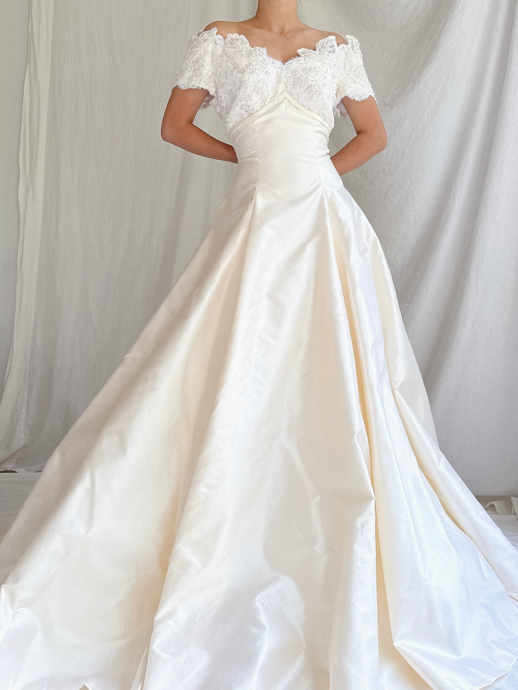 Vintage Marisa Silk and Lace Gown - S