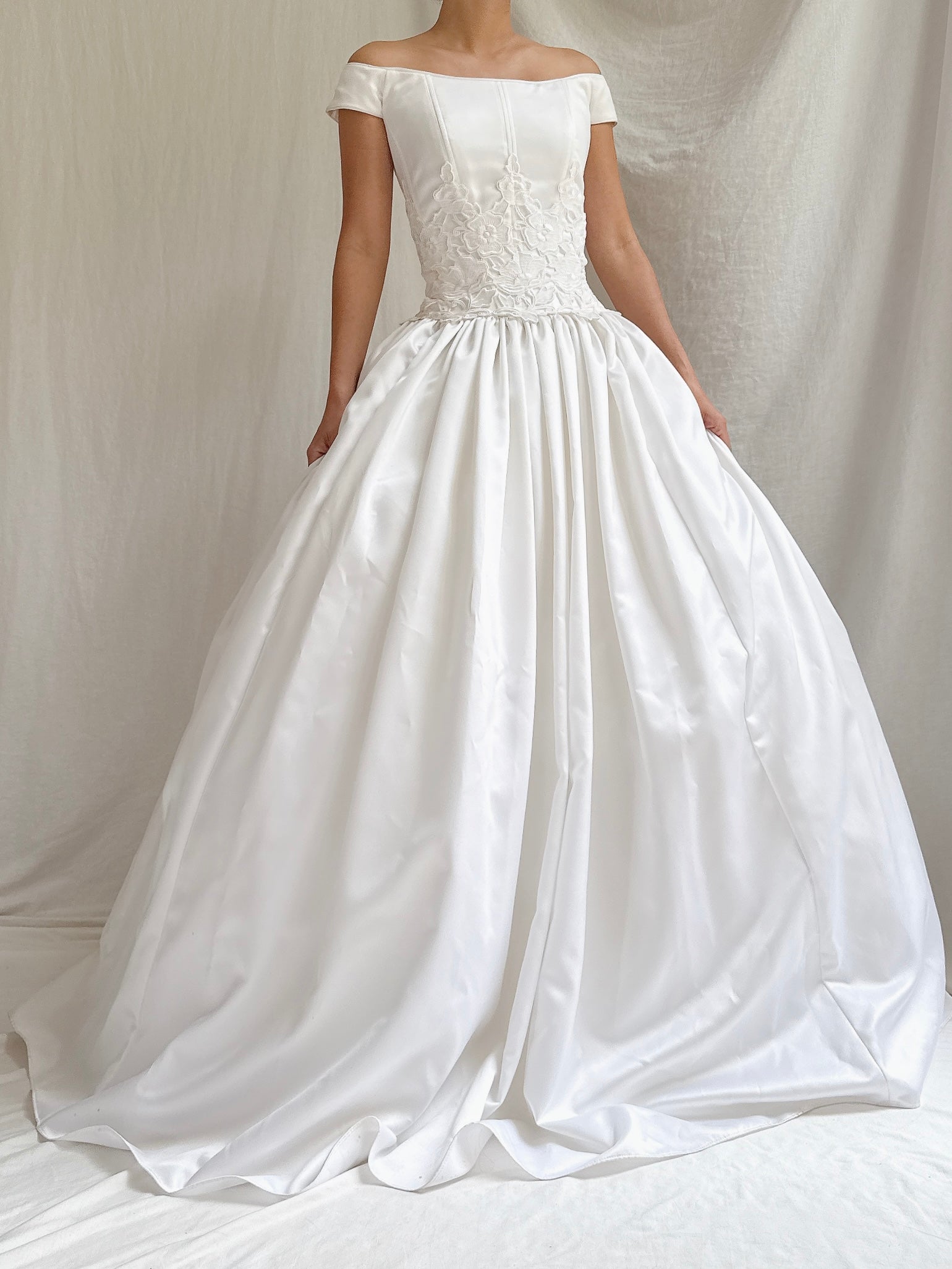 Vintage Jessica McClintock Satin Gown - M/6