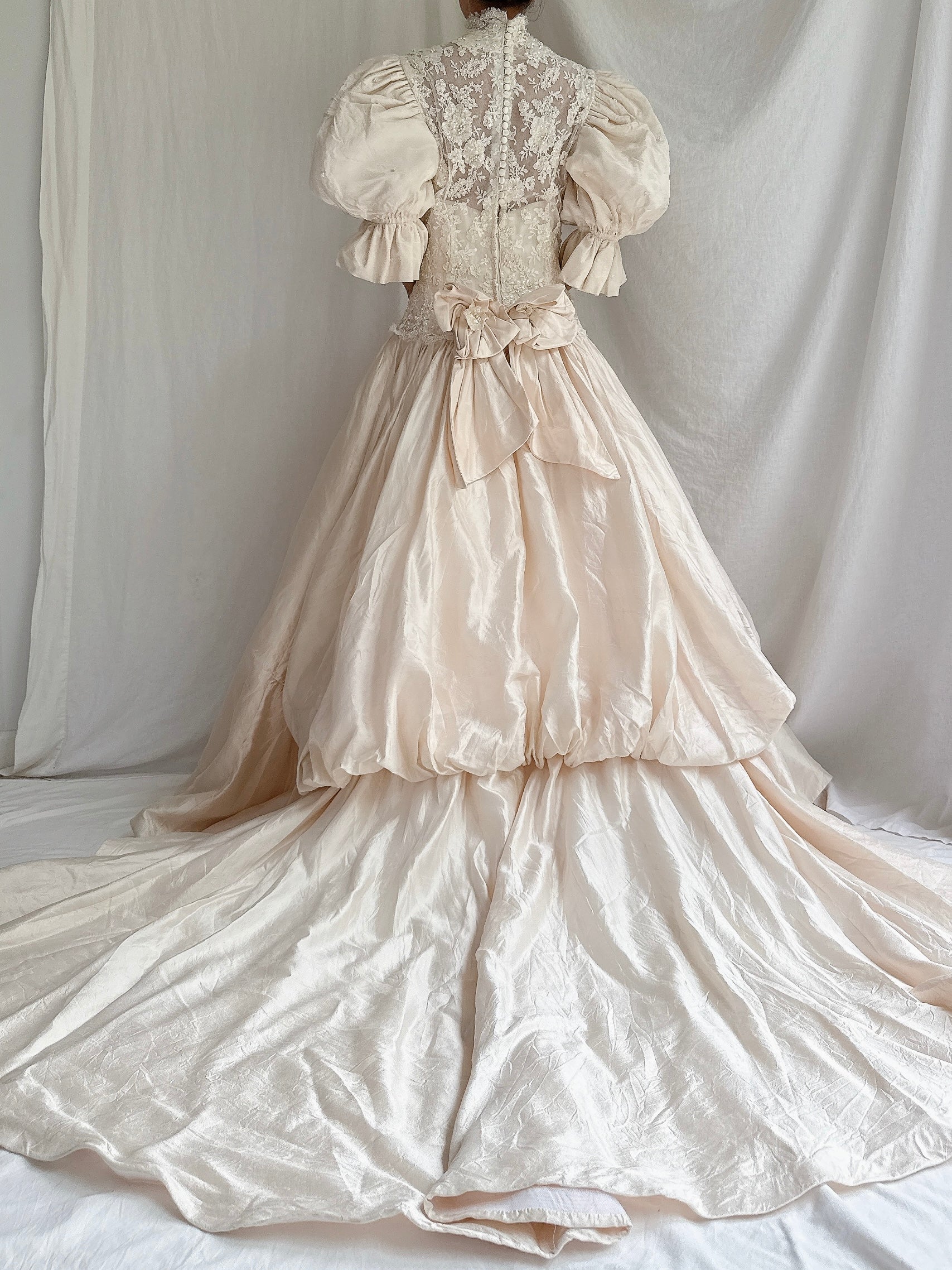 Vintage Puff Sleeve Silk Gown - S/4