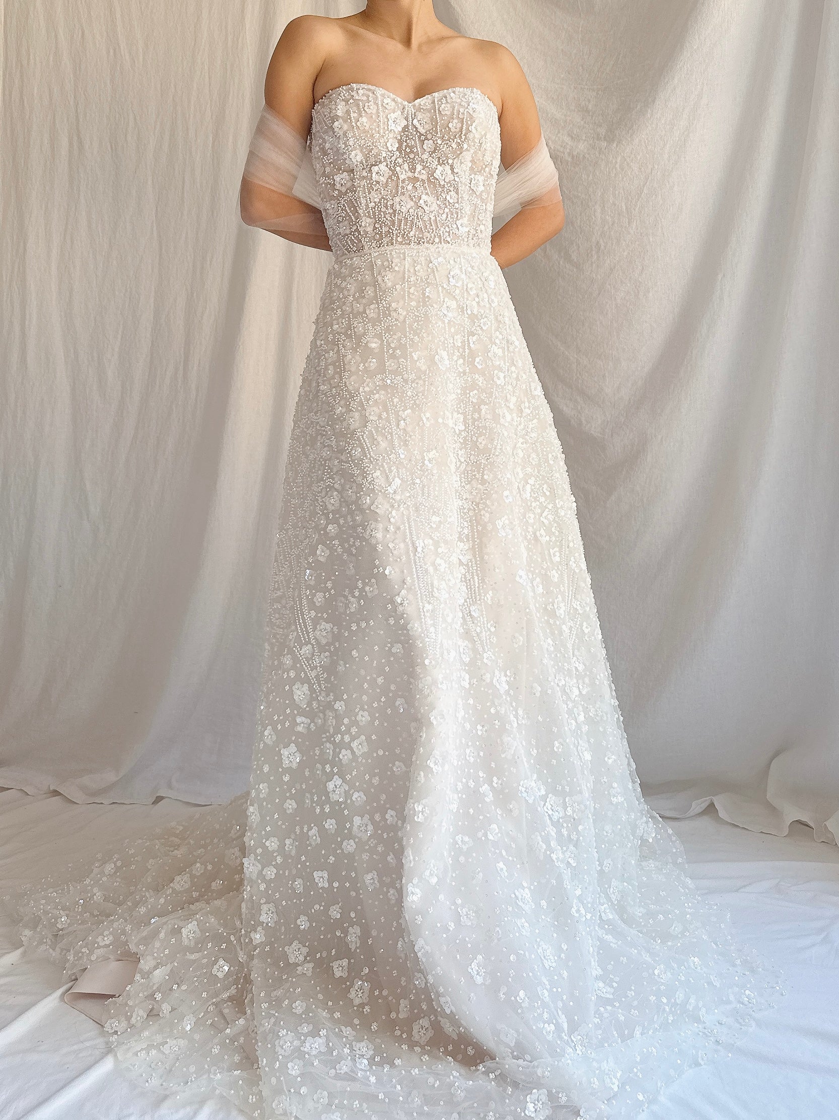 Beaded Embelished Tulle Gown - S/4