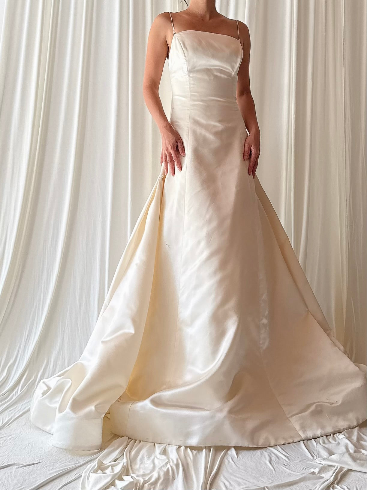 Vintage Vera Wang Silk Gown - 4-6