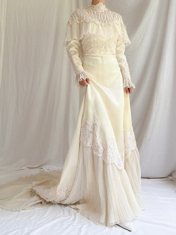 1970s Ivory Pleated Hem Satin Gown - S