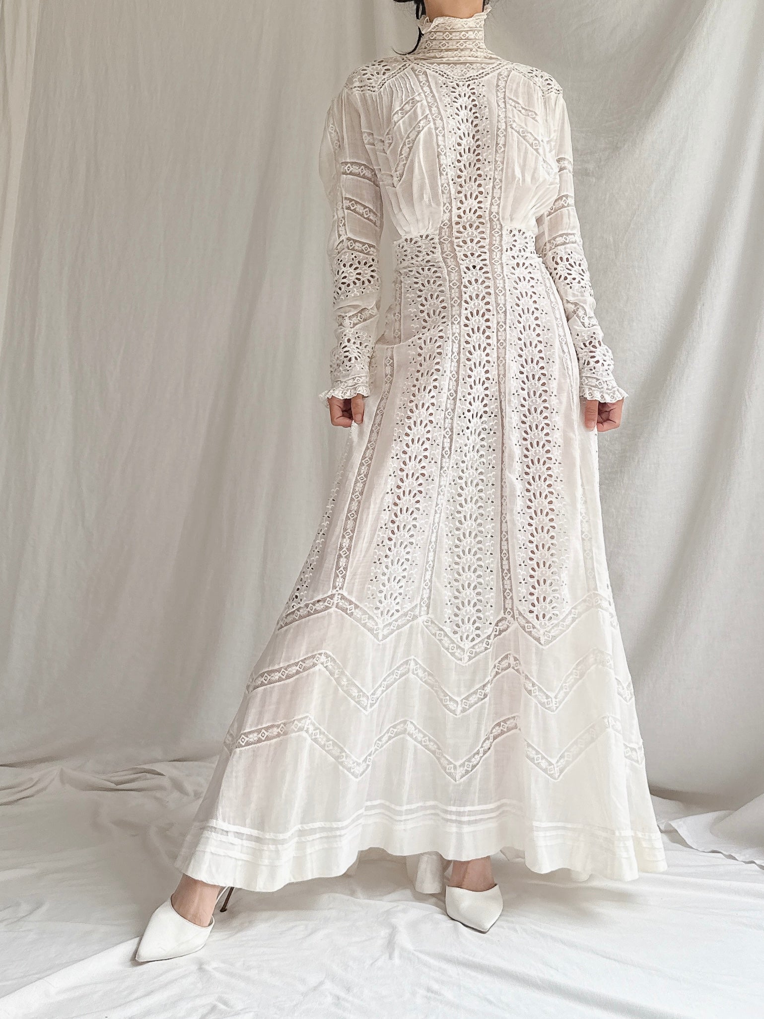 Victorian Cotton and Lace Dress - XS