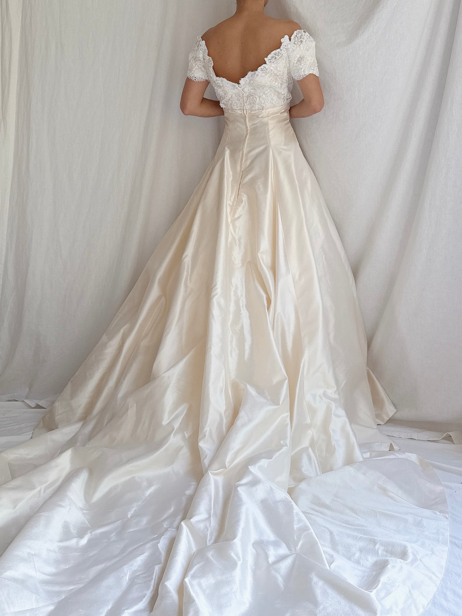 Vintage Marisa Silk and Lace Gown - S