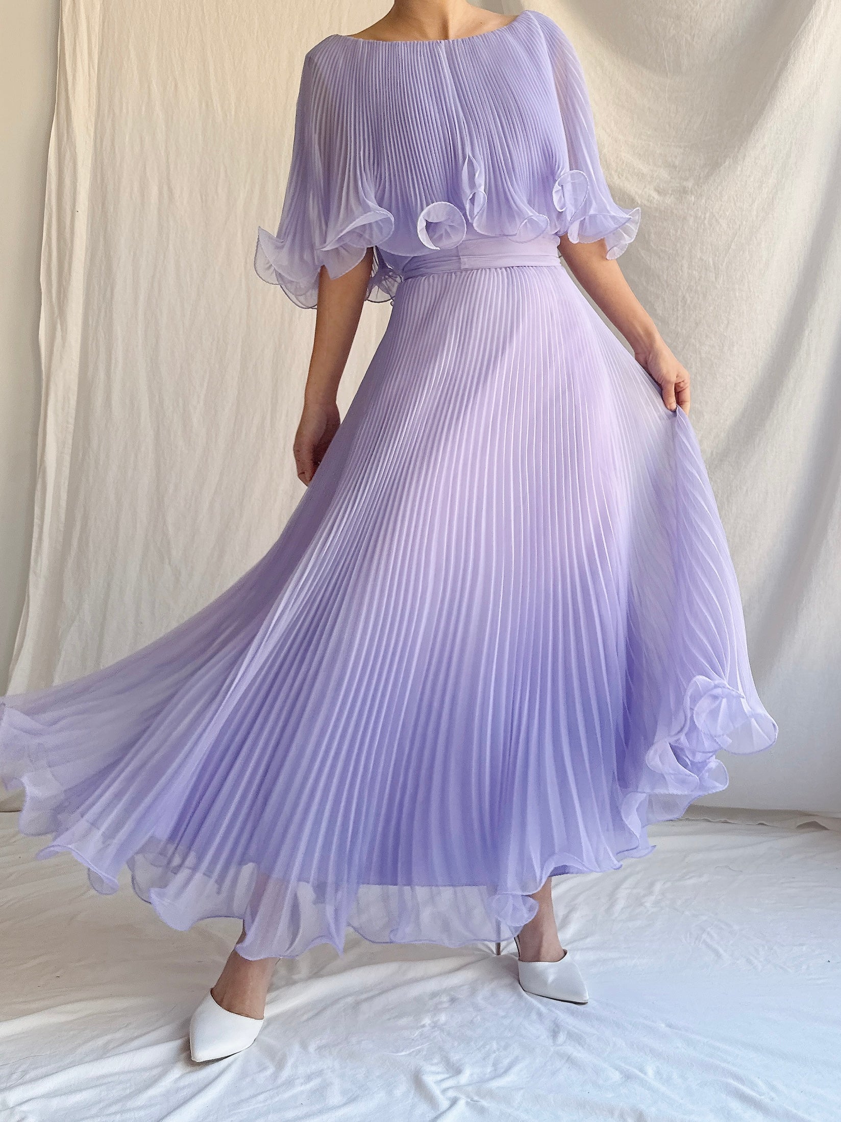 Vintage Pleated Chiffon Midi Dress - M