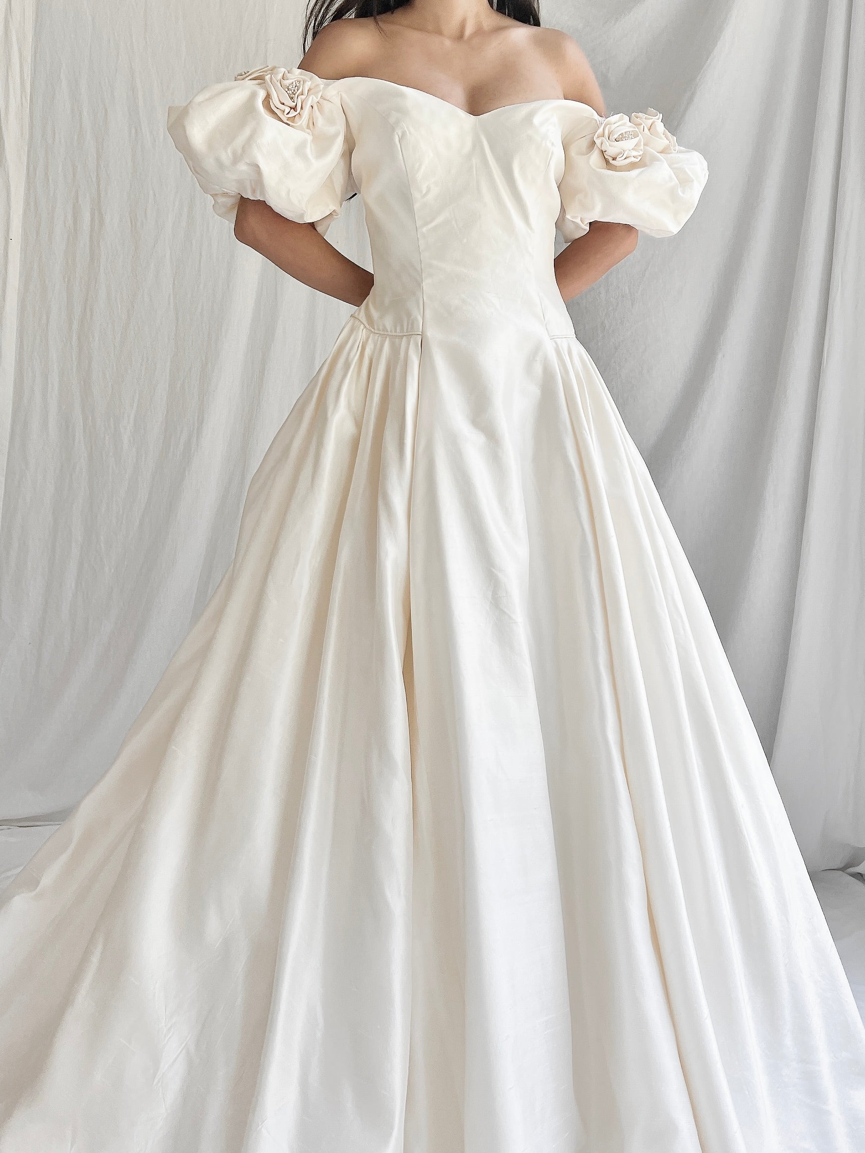 1990s Silk Taffeta Puff Sleeves Dress - M