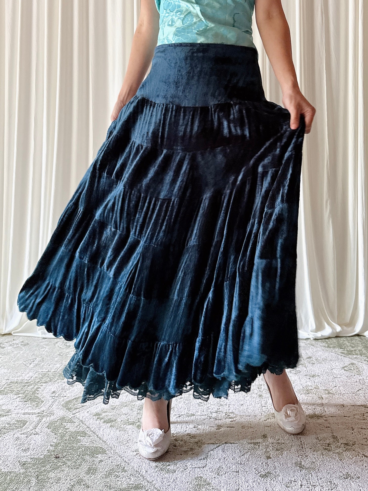 Vintage Serena Kay Blue Velvet Skirt - Waist 27”
