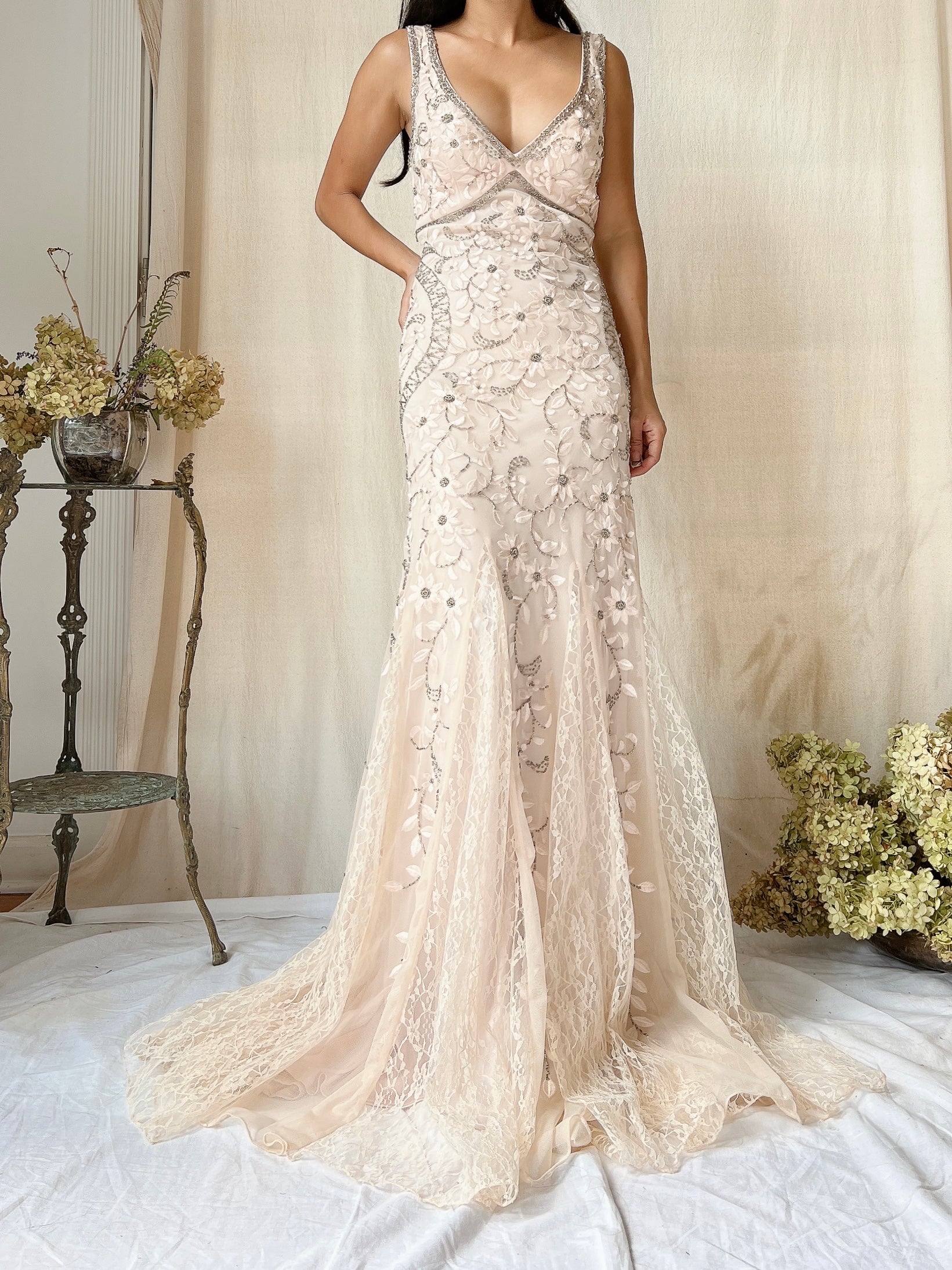 Vintage Light Dusty Pink Embroidered Gown - XS/2 | G O S S A M E R Vintage Light Dusty Pink Embroidered Gown - XS/2 | G O S S A M E R