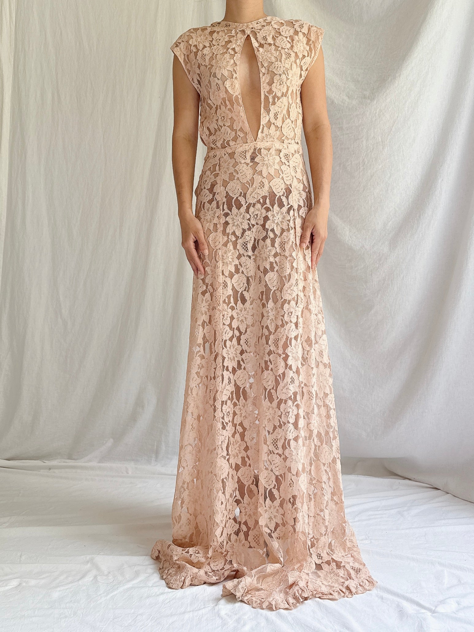 1930s Peach Lace Gown - XS/S