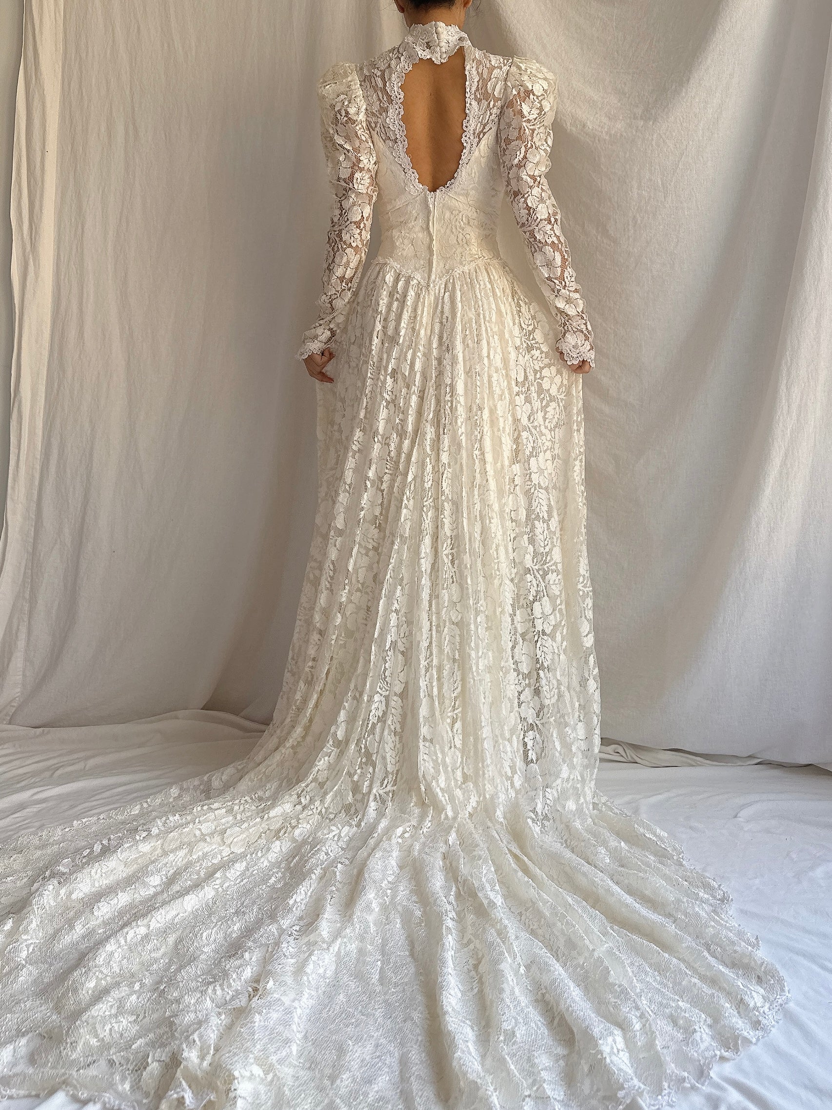 Vintage Lace High Neck Gown - S/M