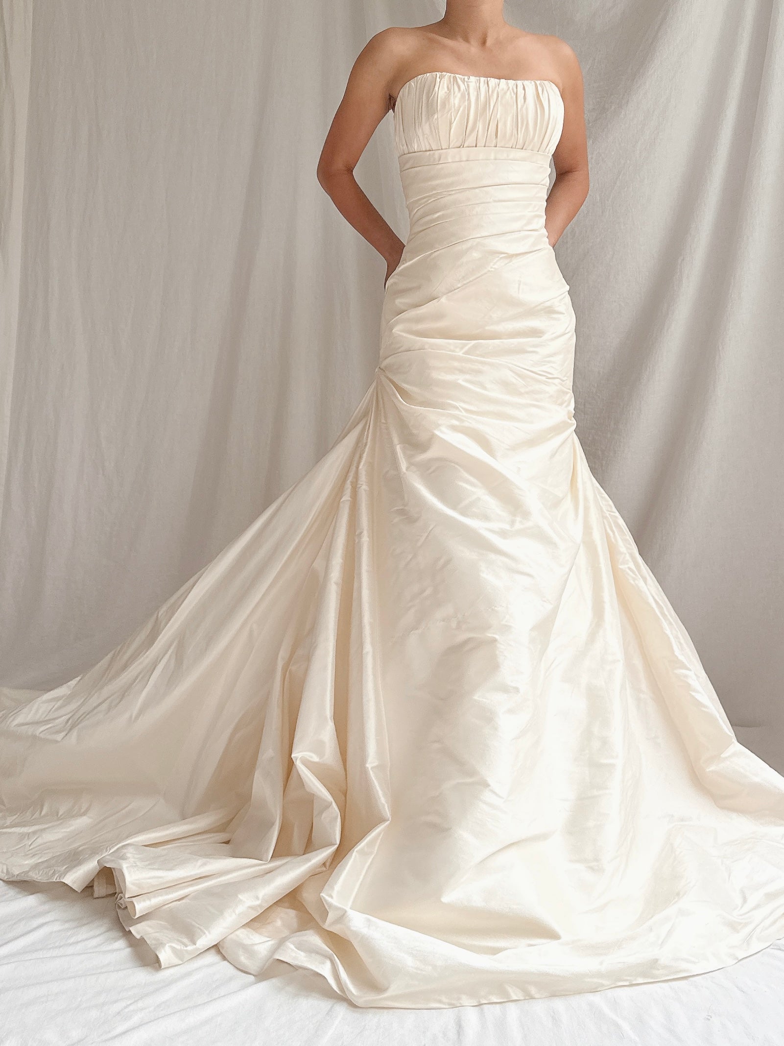 Vintage Pronovias Strapless Silk Gown - M