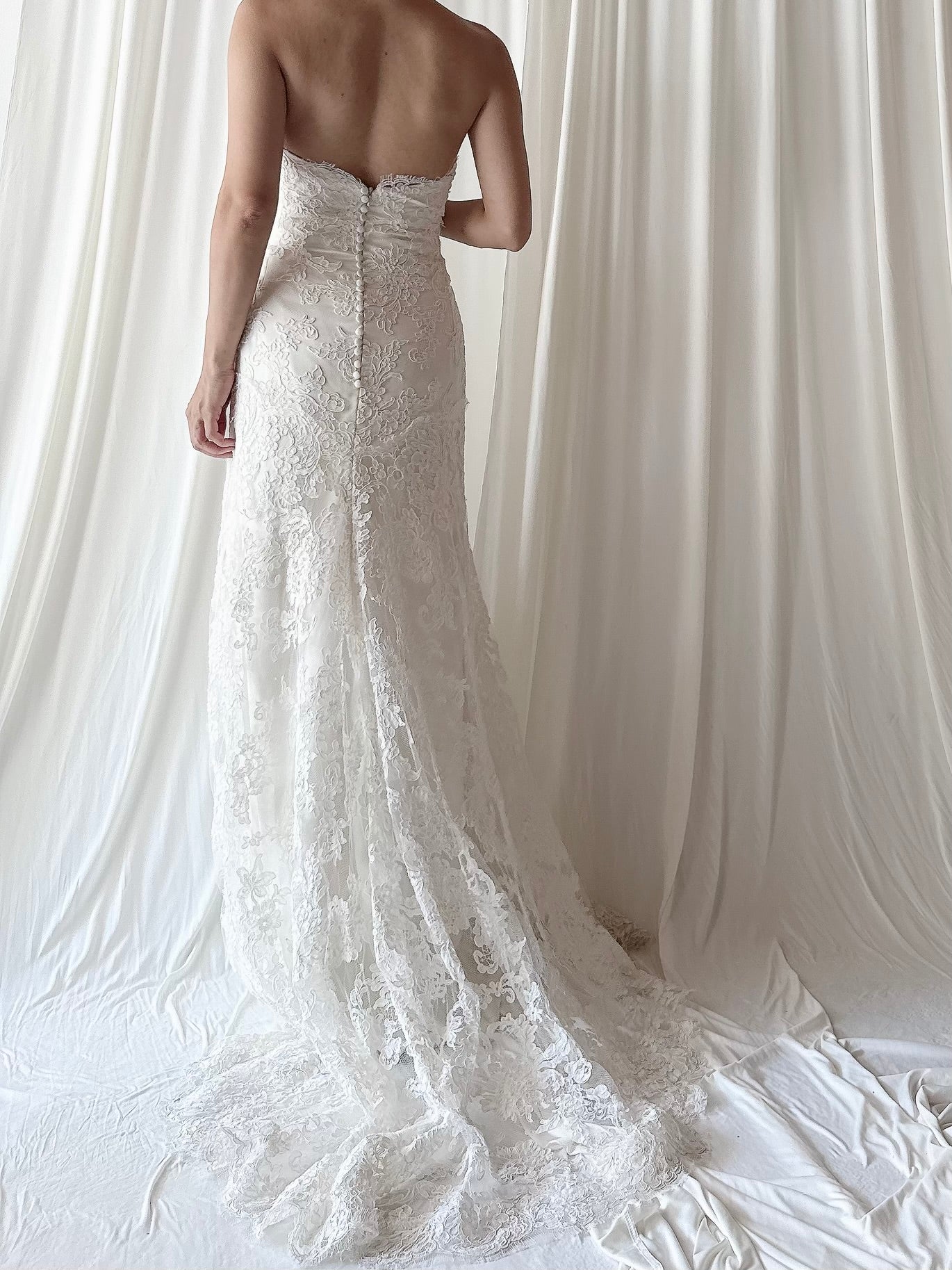 Vintage Jim Hjelm Alecon Lace Strapless Gown - L/14