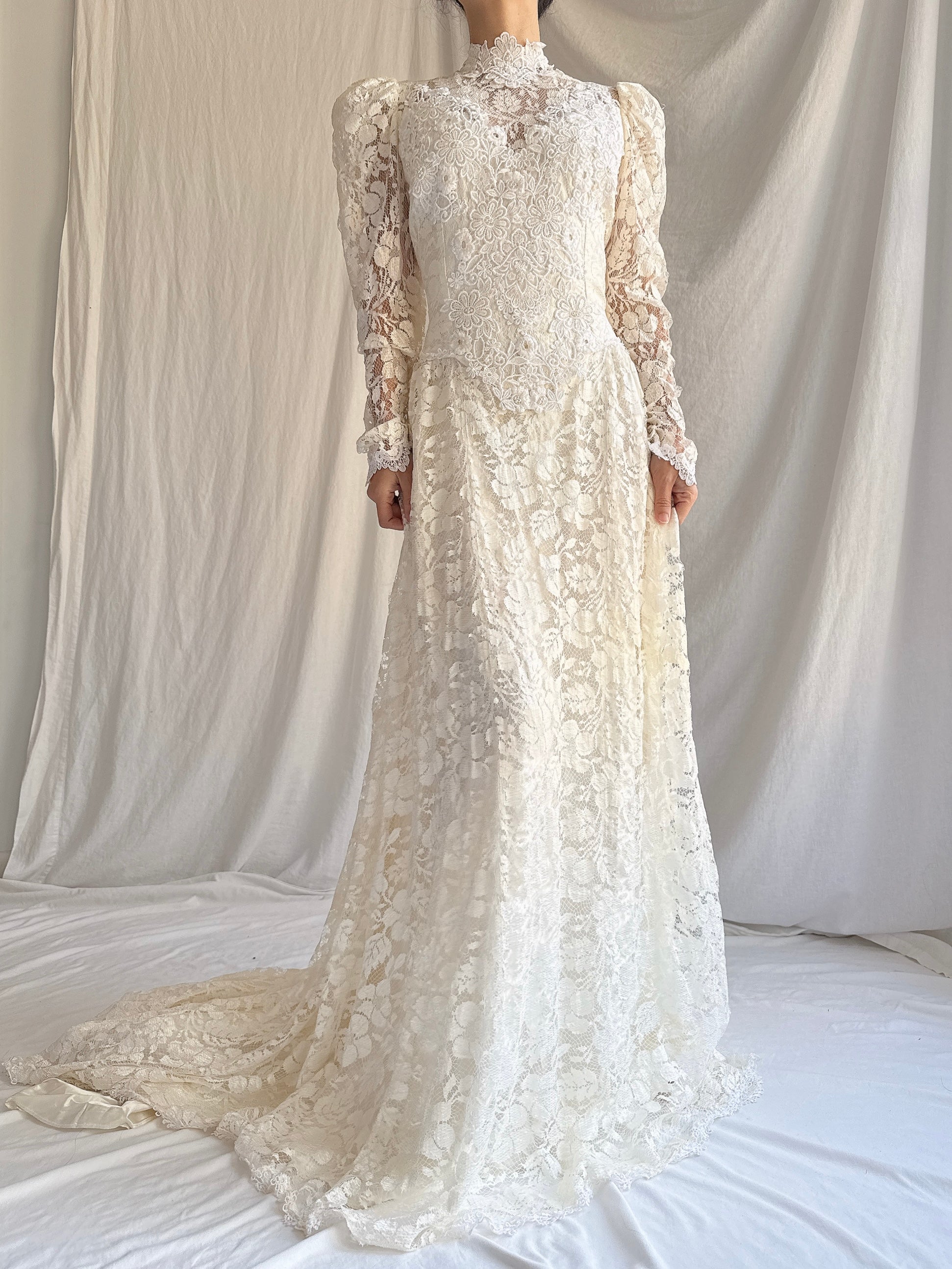 Vintage Lace High Neck Gown - S/M