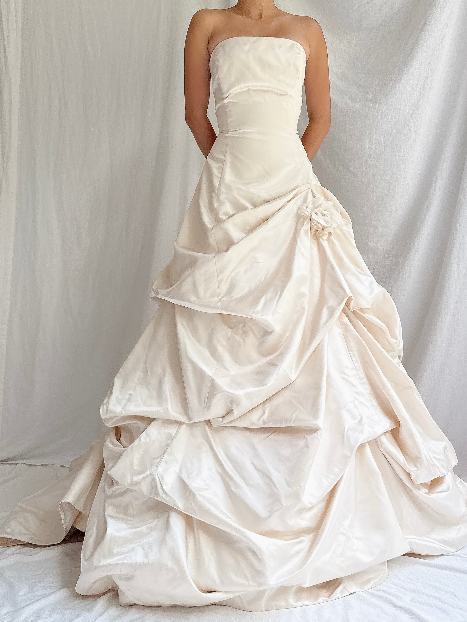 Vintage Alvina Valenta Couture Silk Draped Gown - L/10