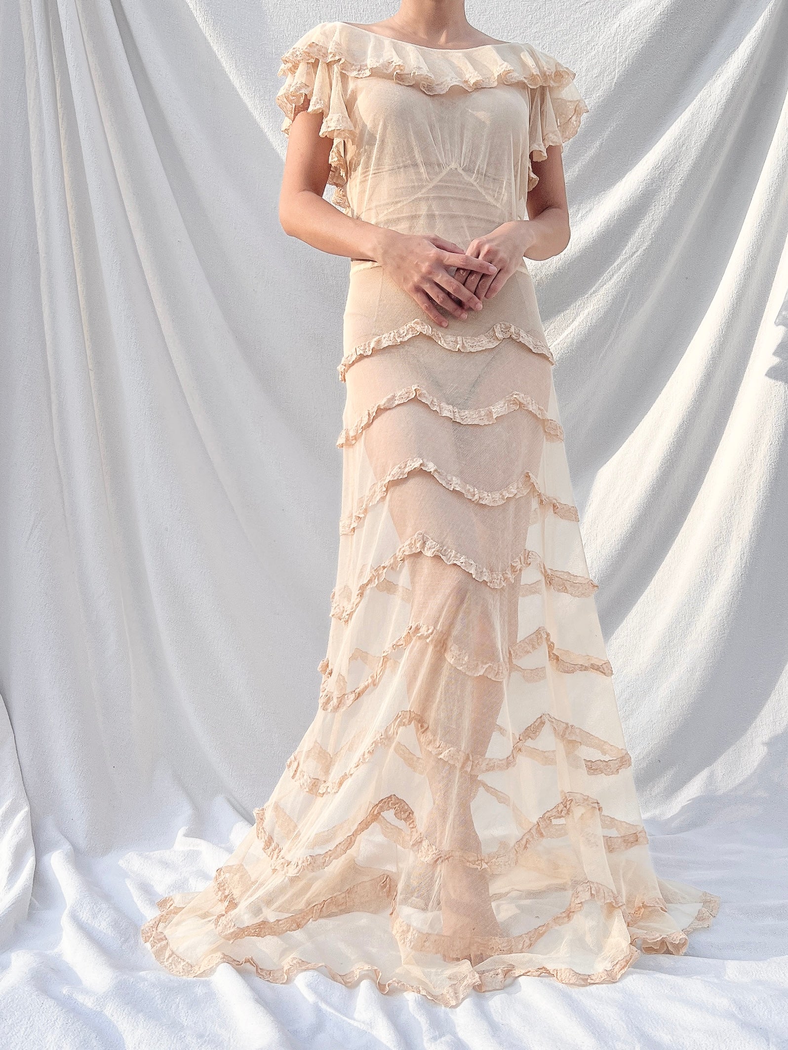 1930s Reversible Peach Ribbon Gown - XS | G O S S A M E R 1930s Reversible Peach Ribbon Gown - XS | G O S S A M E R