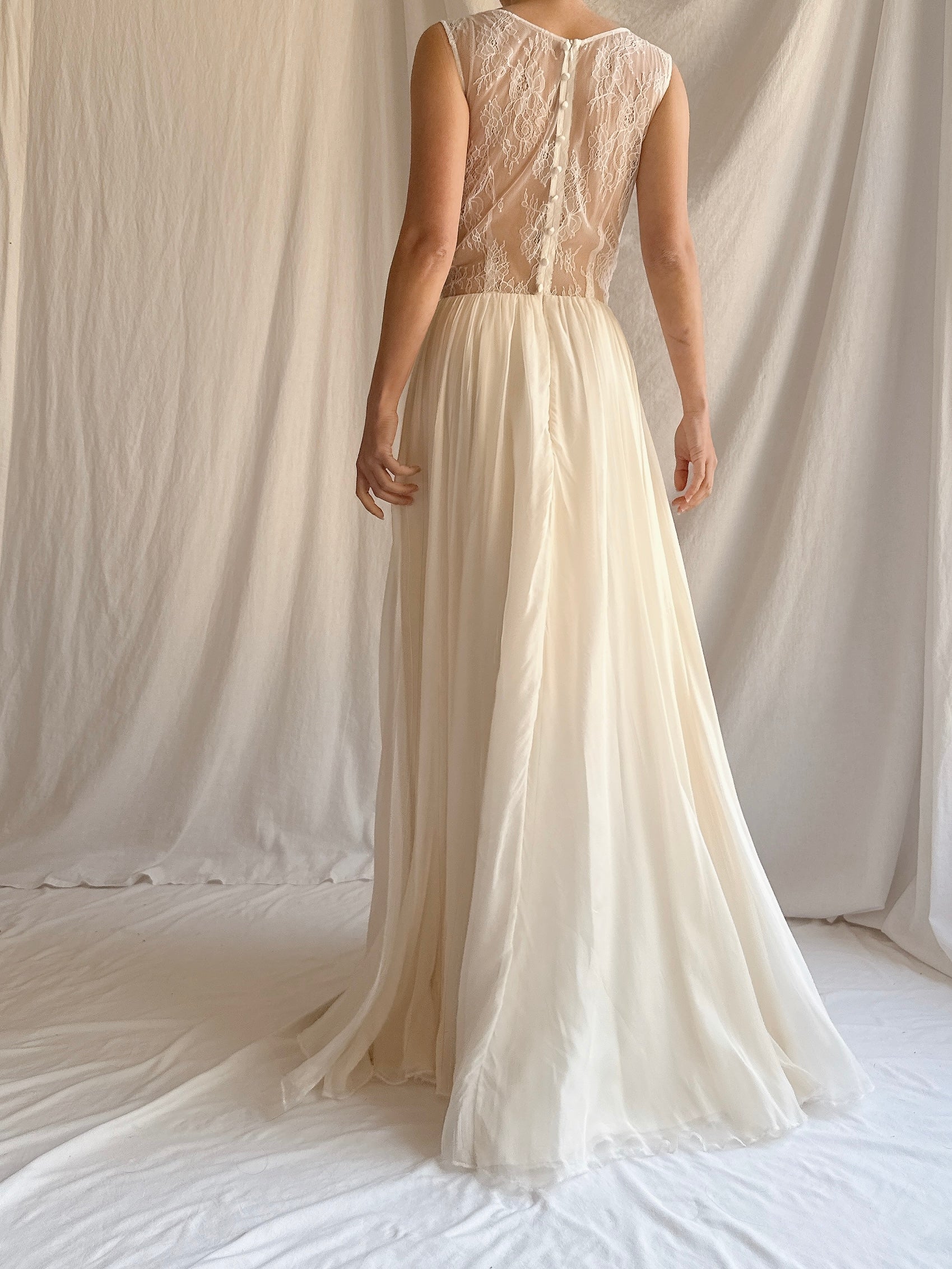 Leanne Marshall Ivory Silk Gown - XS/2