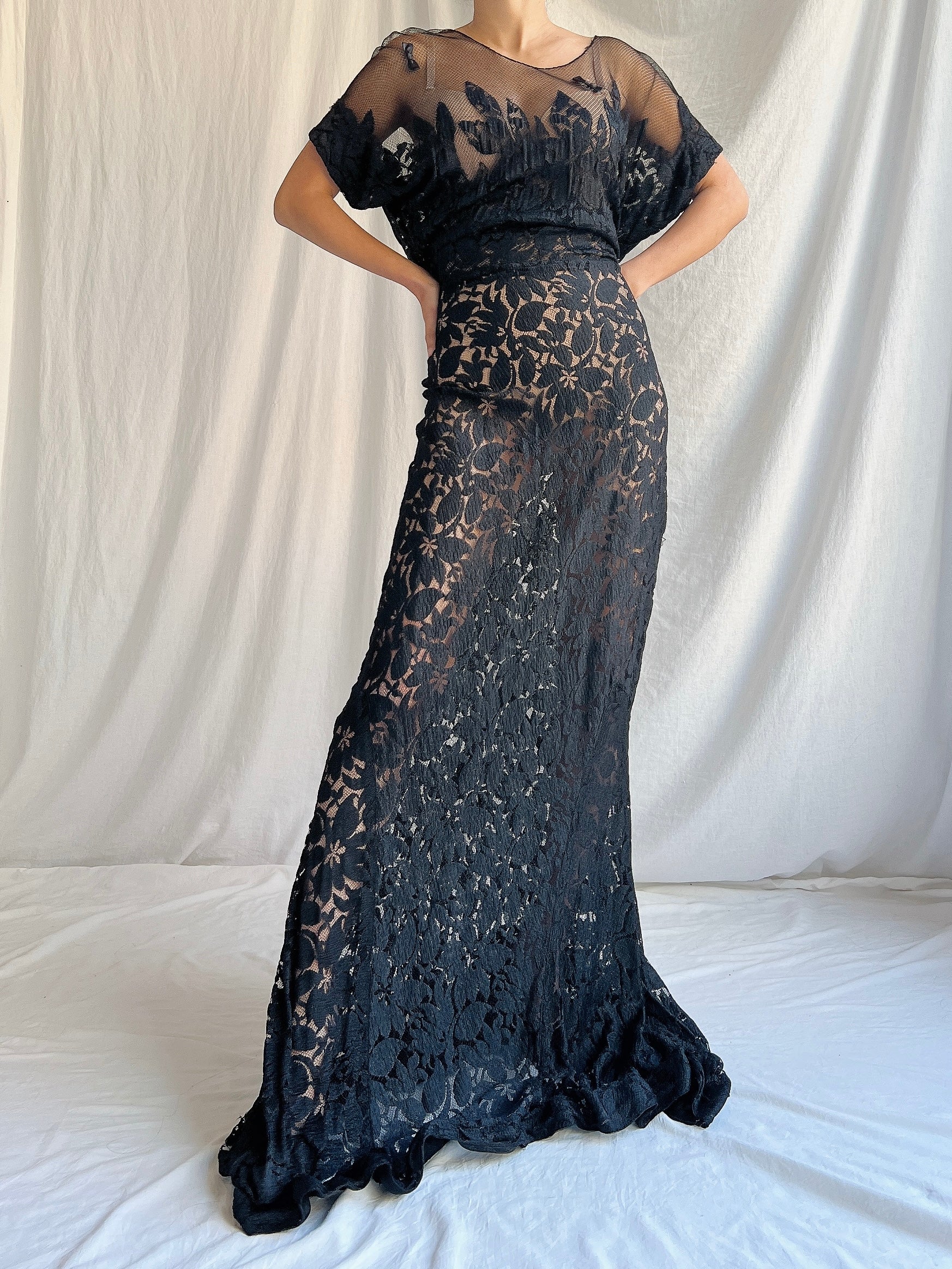 1930s Black Lace Gown - M