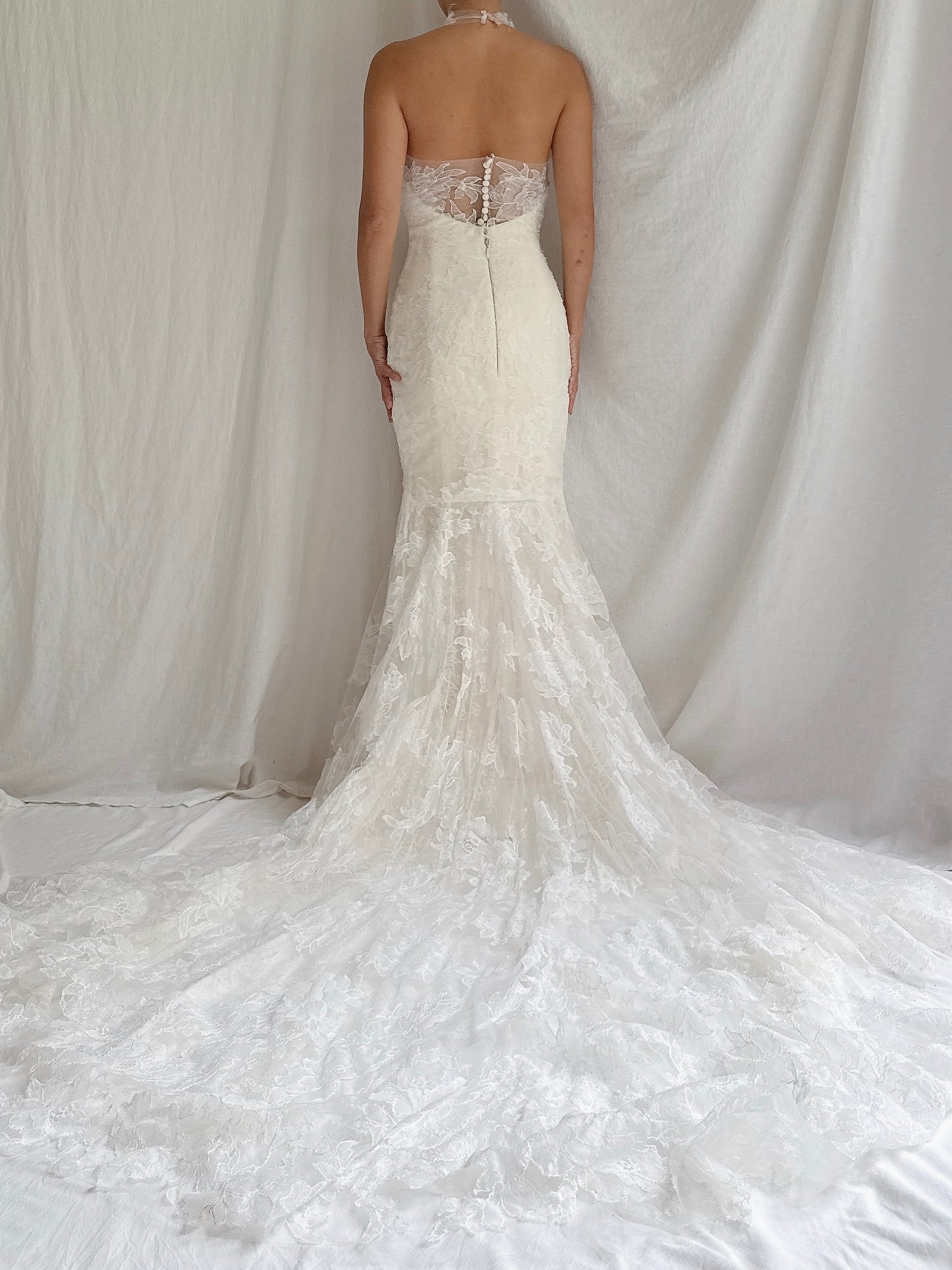 00 Vera Wang Silk Lace Gown - XXS/0
