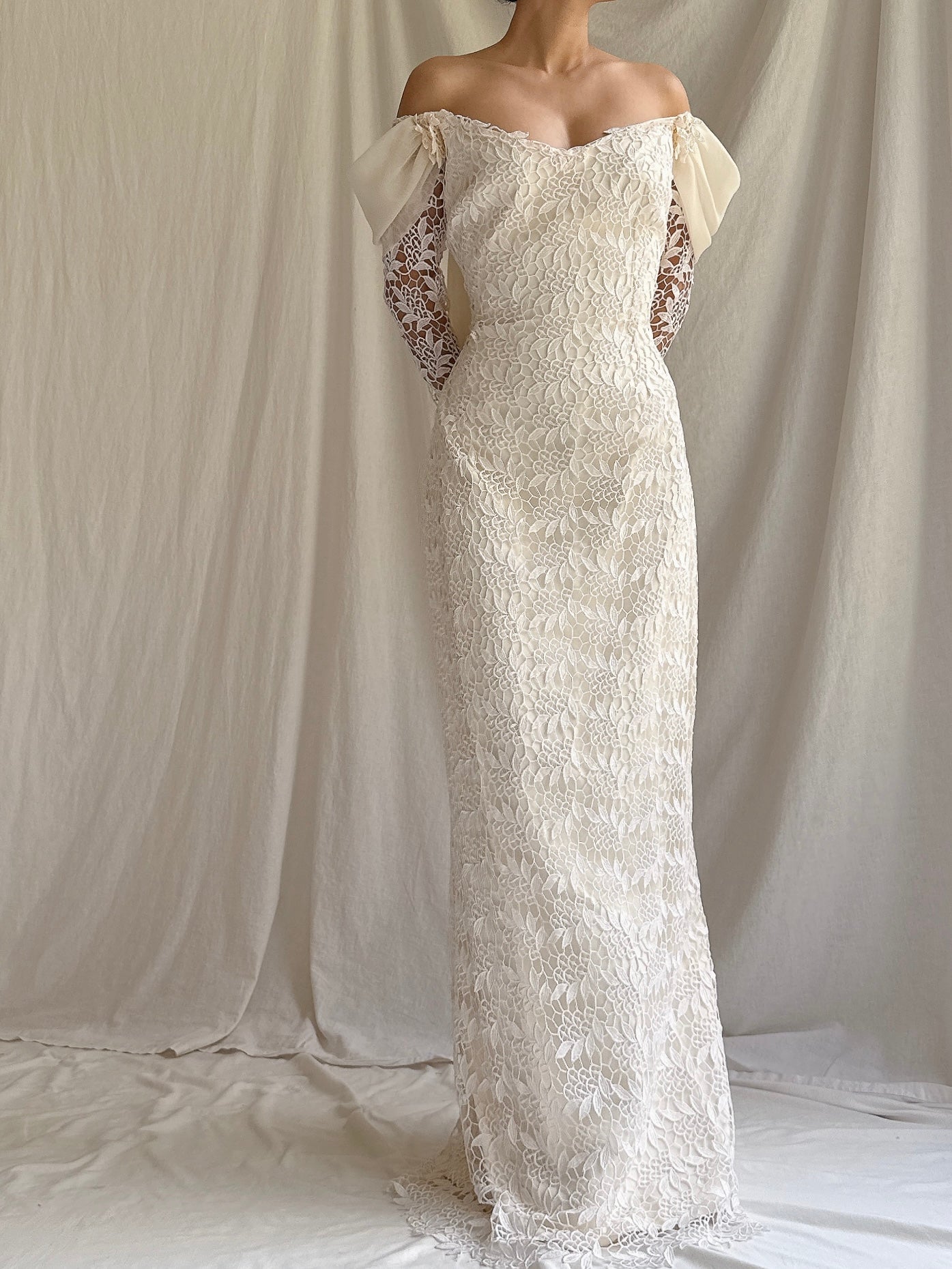 Vintage Off-the-Shoulder Dress - XS/S