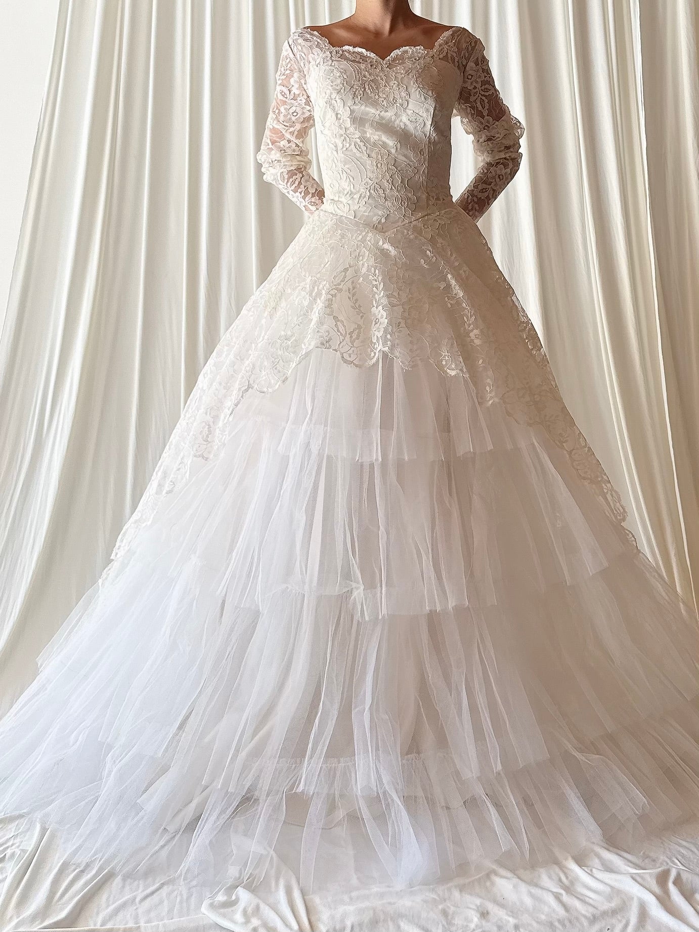 1950s Tulle Lace Gown - 4/6
