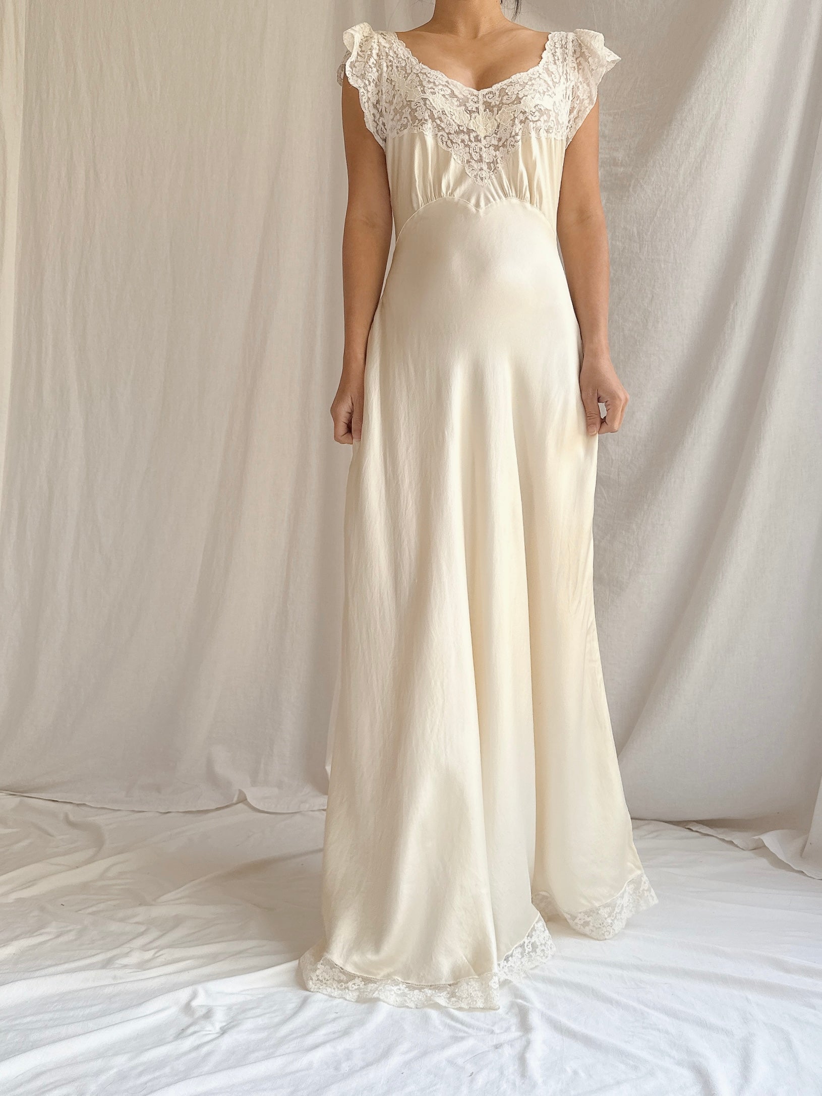 1930s Silk and Lace Slip Dress - XS