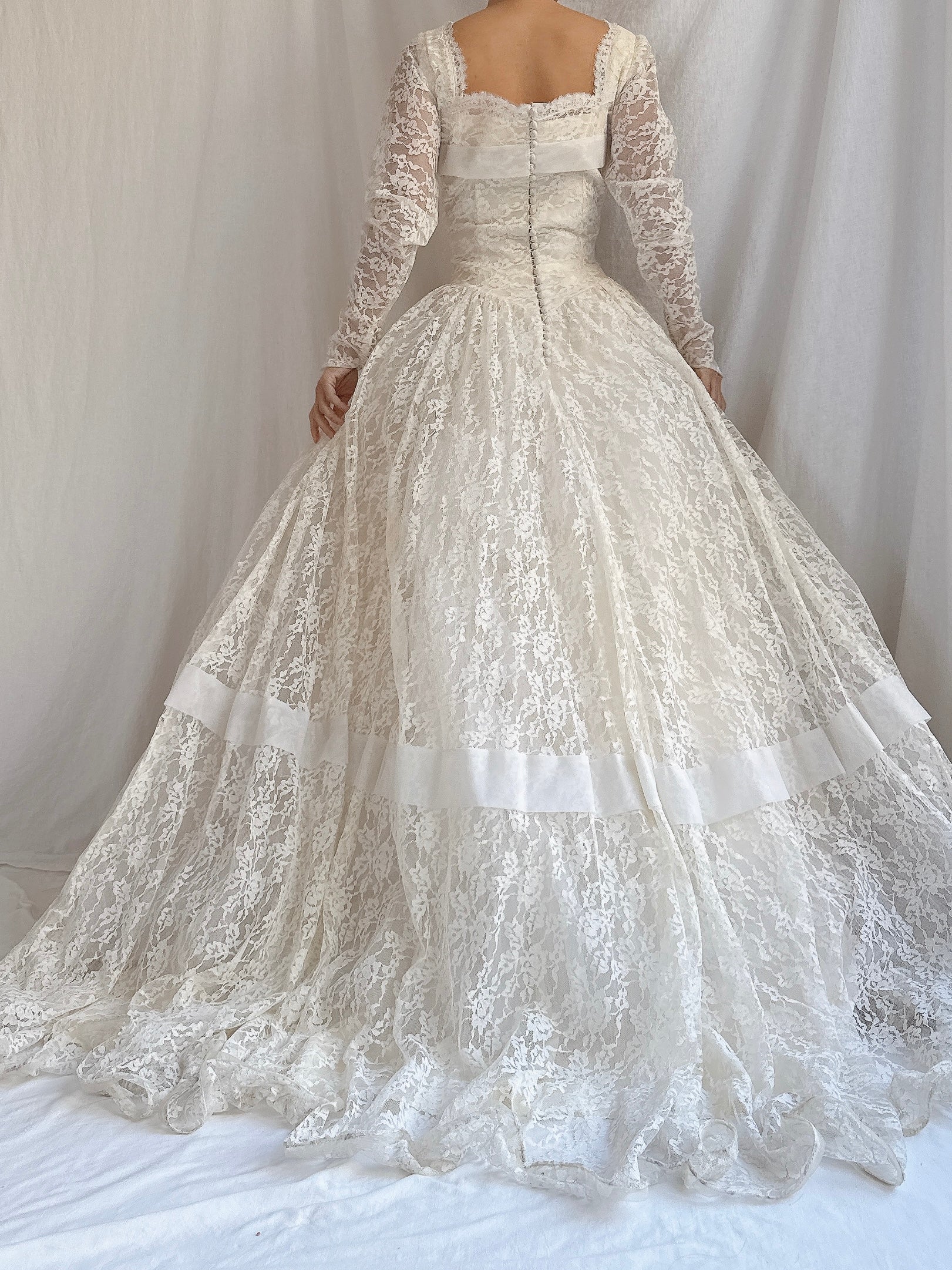 1950s Lace Long Sleeve Gown - S