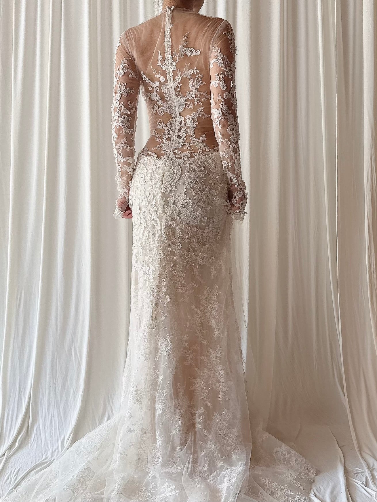 00 Reem Acra Lace Tulle Gown with Veil - XS