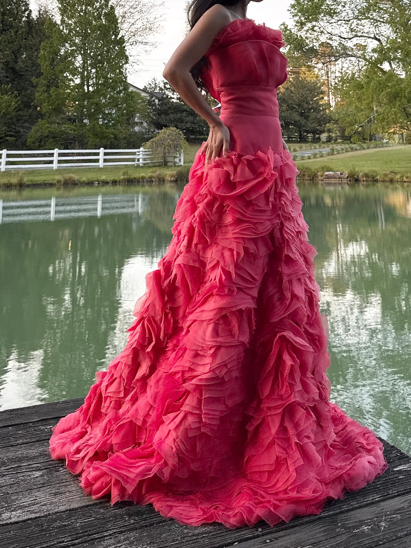 Vintage Monique Llhuilier Silk Organza Ruffle Gown - M/6