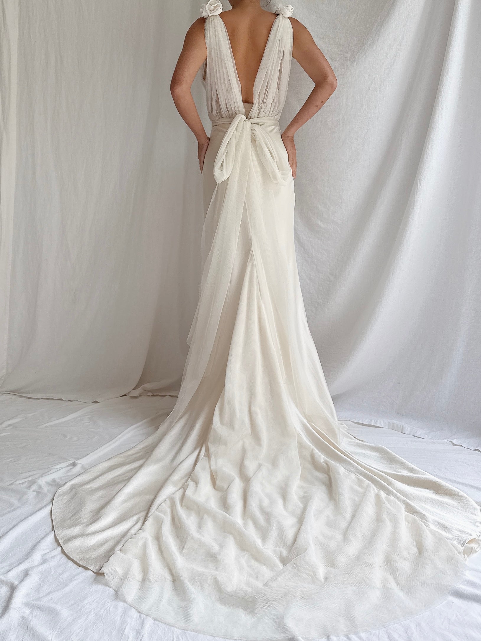 Vintage Vera Wang Silk Gown - M/8/10