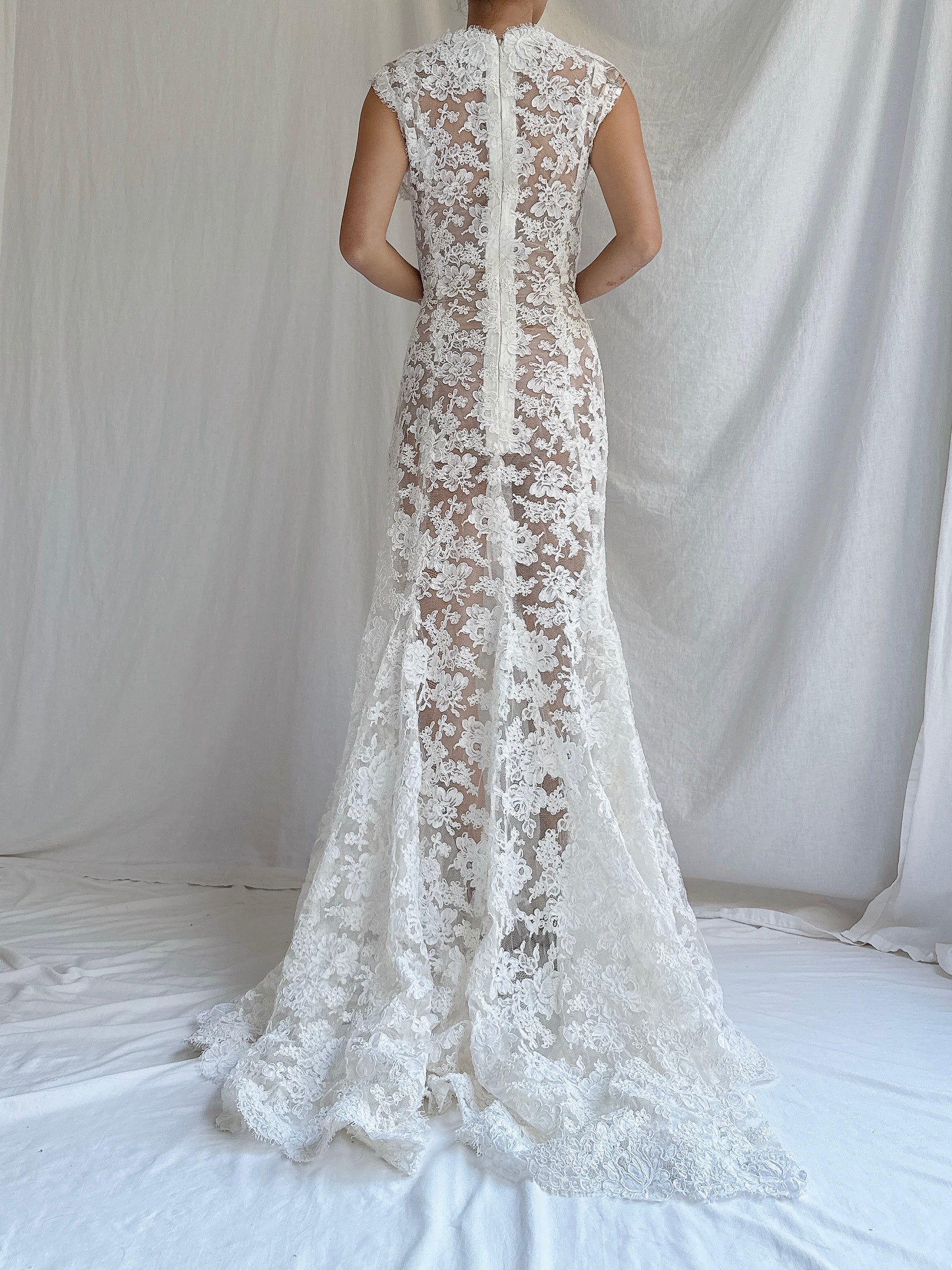 Vintage Monique Llhuilier Sheer Alencon Lace Gown - S/4