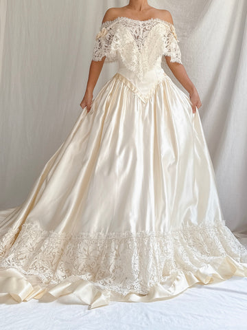 RESERVED 1980s Candlelight Satin Basque Waist Gown - M/8