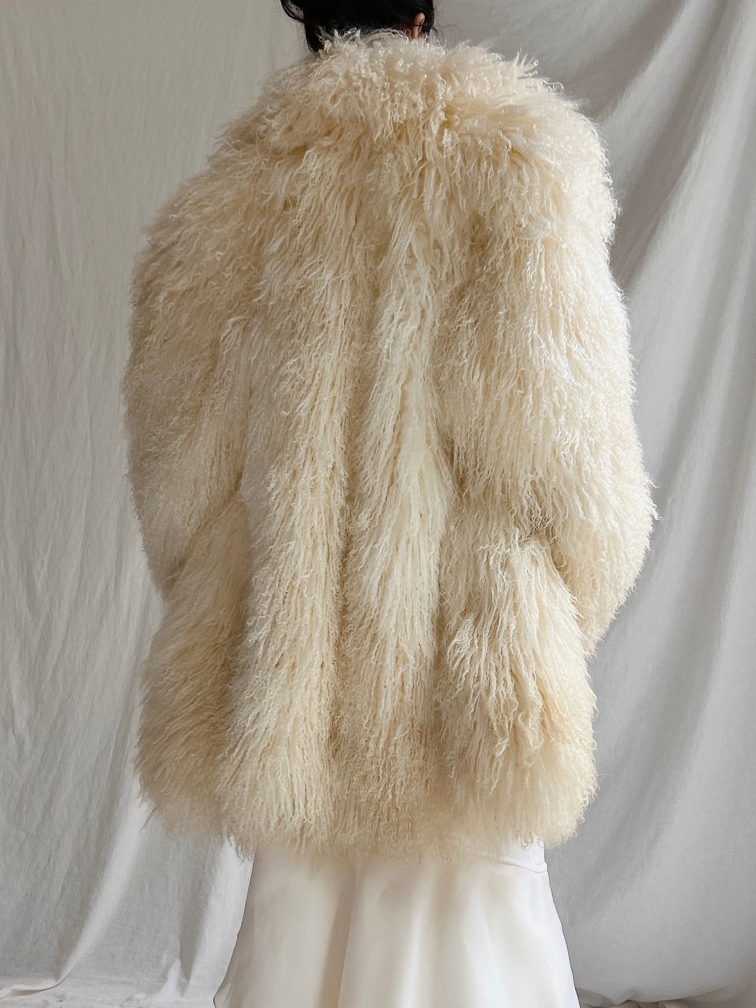 1970s Ivory Sheared Mongolian Lamb Coat - M/L