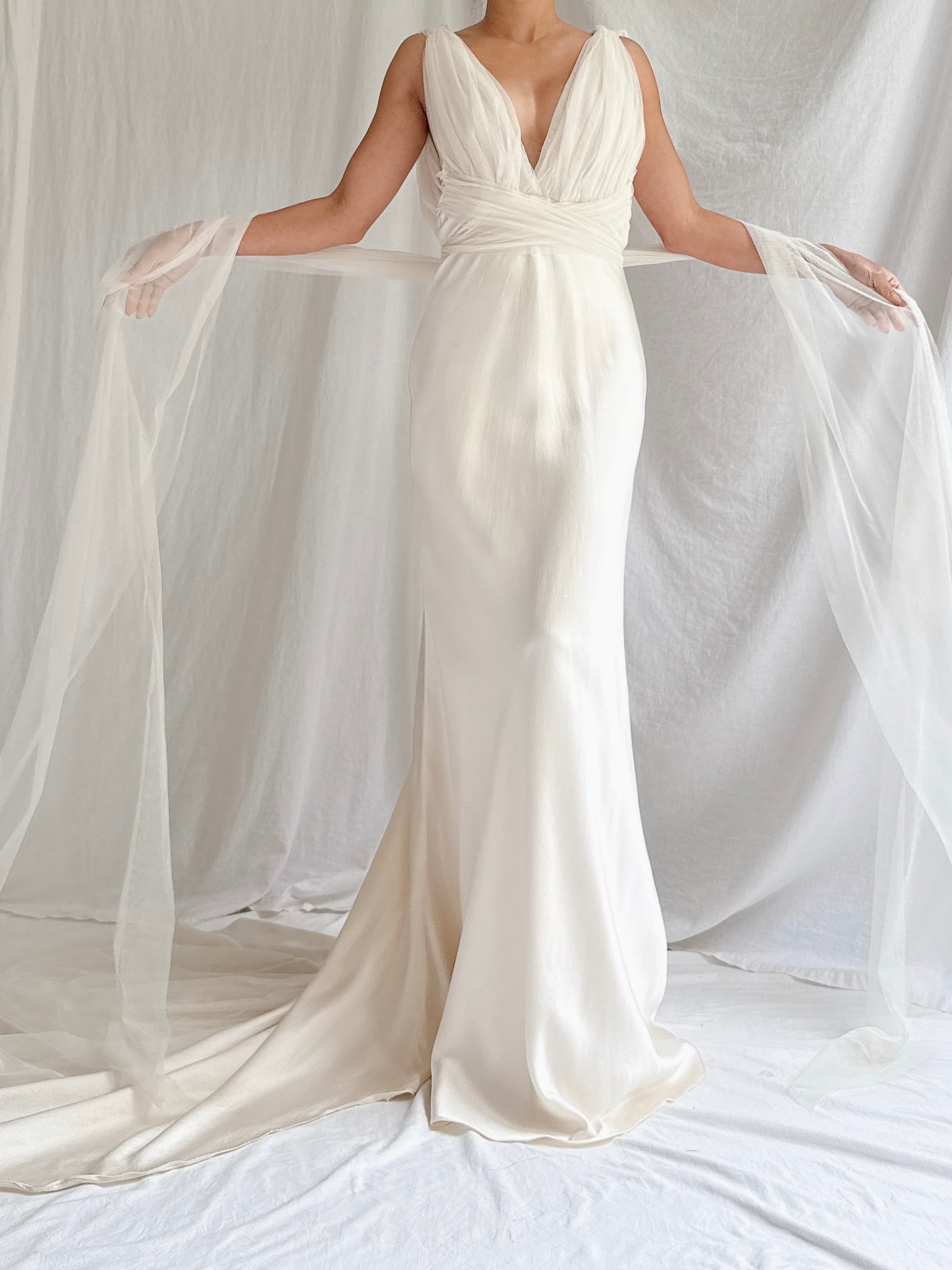 Vintage Vera Wang Silk Gown - M/8/10
