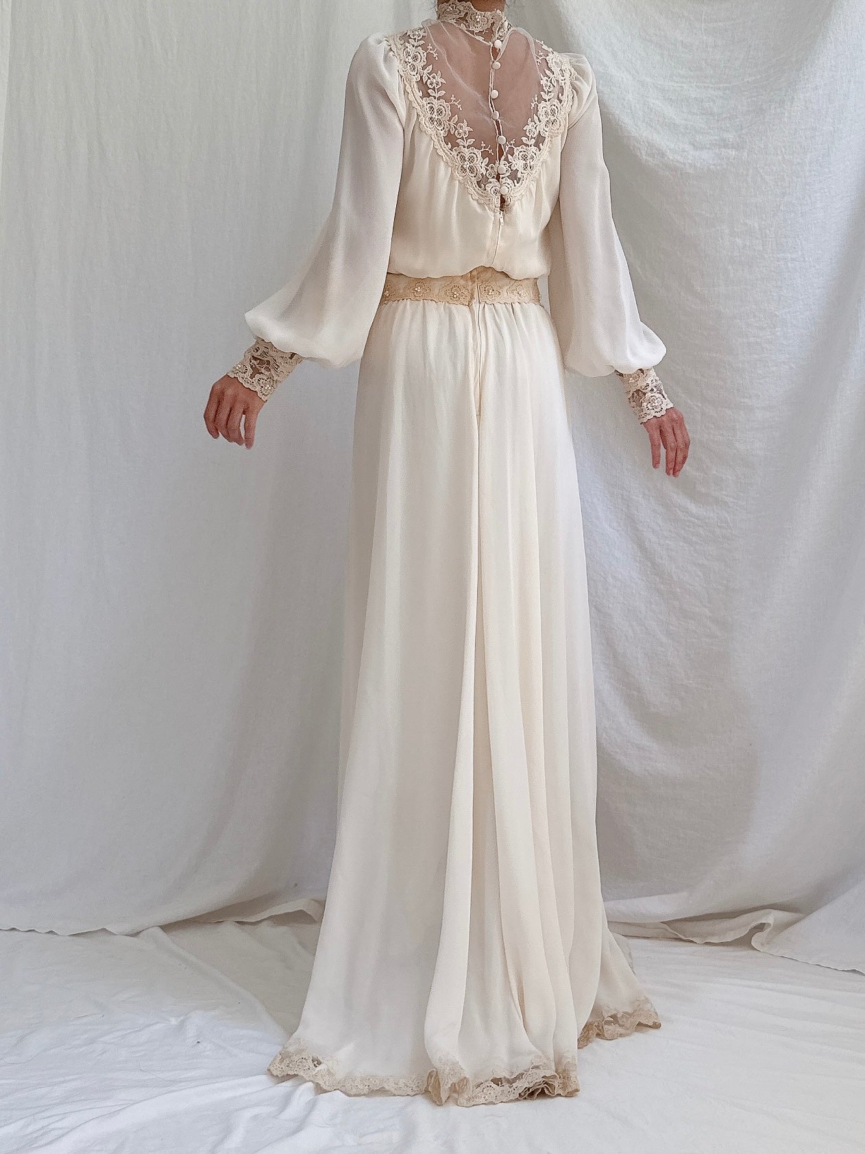 Vintage High-Neck Poet Sleeve Gown - S
