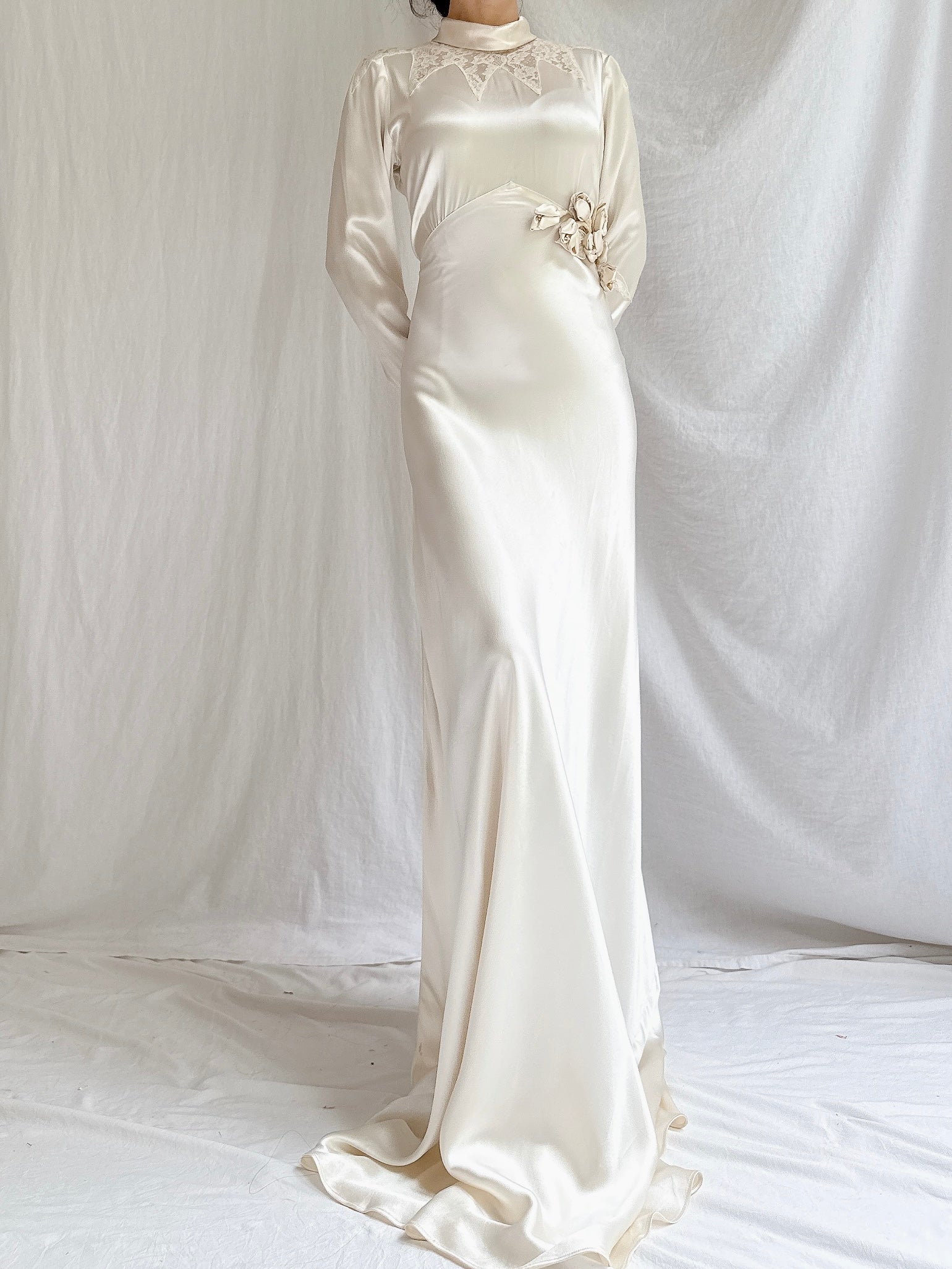 1930s Satin Slip Long Sleeve Slip Gown - S
