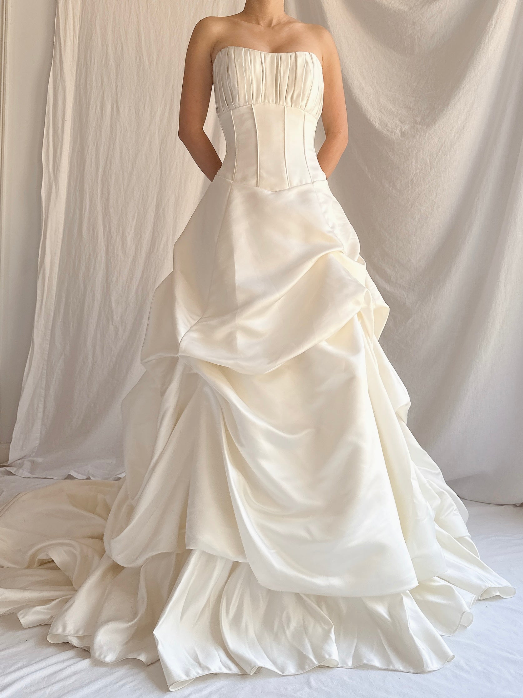 1990s Ivory Satin Ruche Gown - M/8