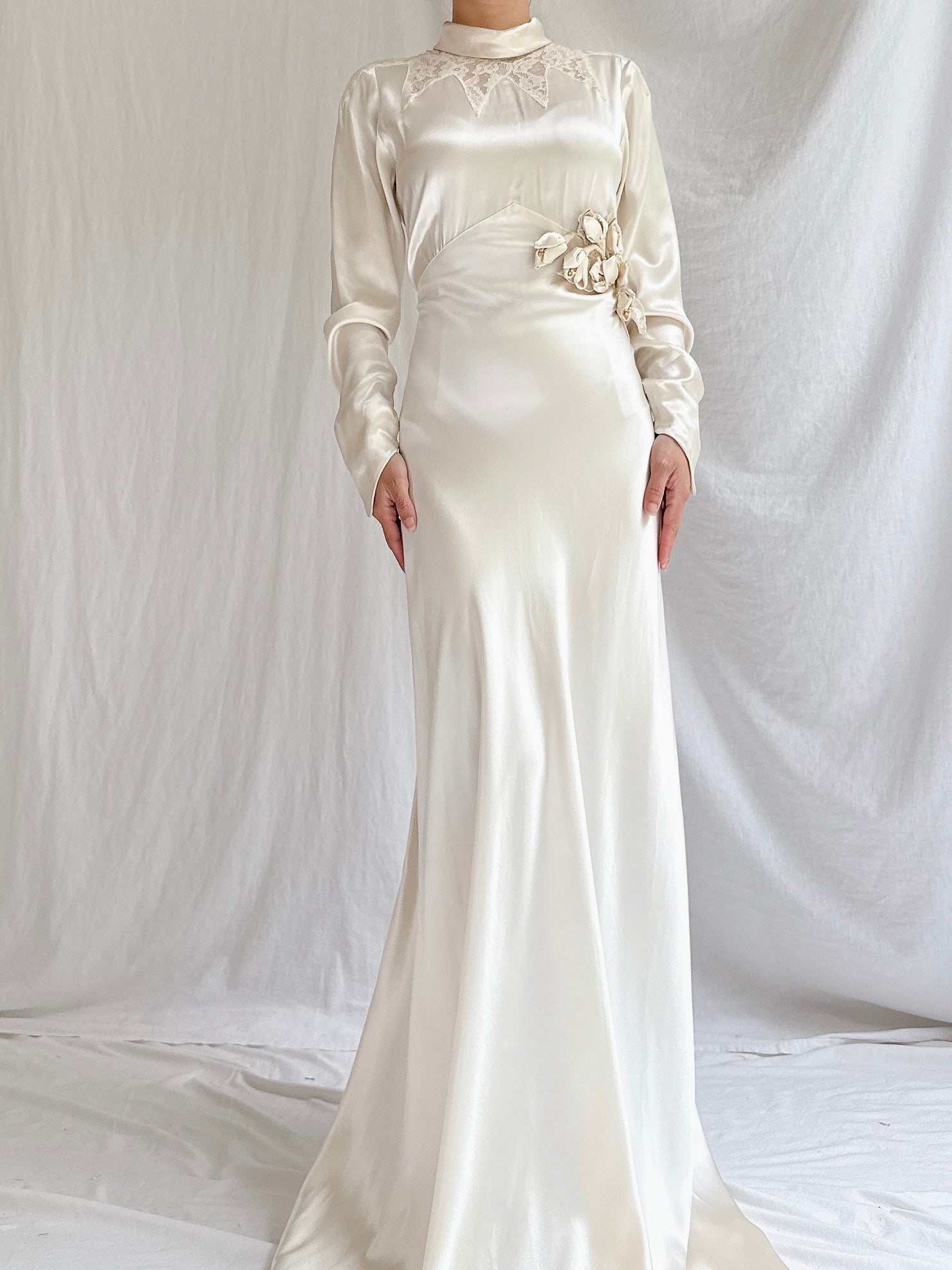 1930s Satin Slip Long Sleeve Slip Gown - S