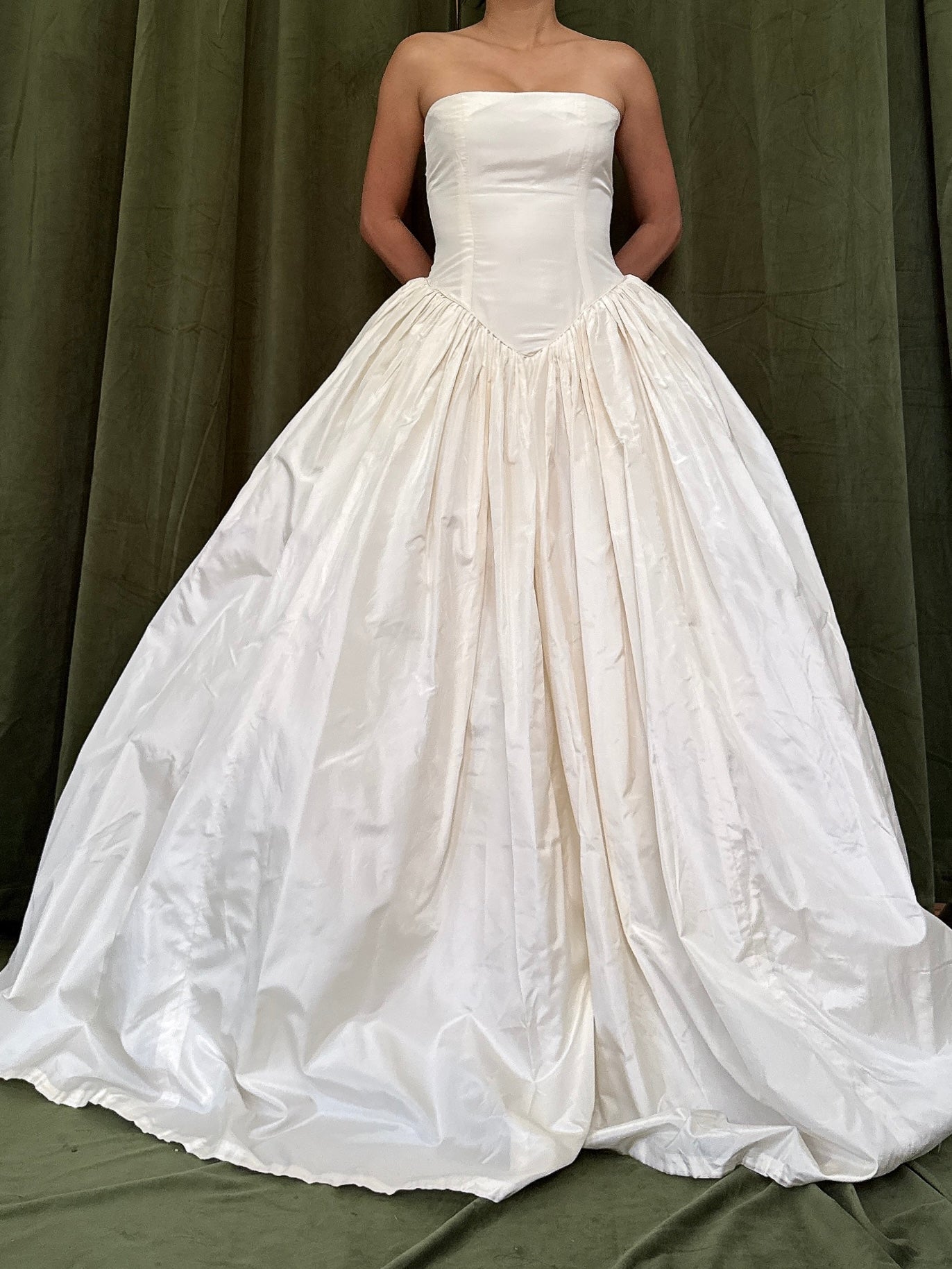 1990s Karen Reilly UK Silk Strapless Gown - 33B/26W/free hips/55L
